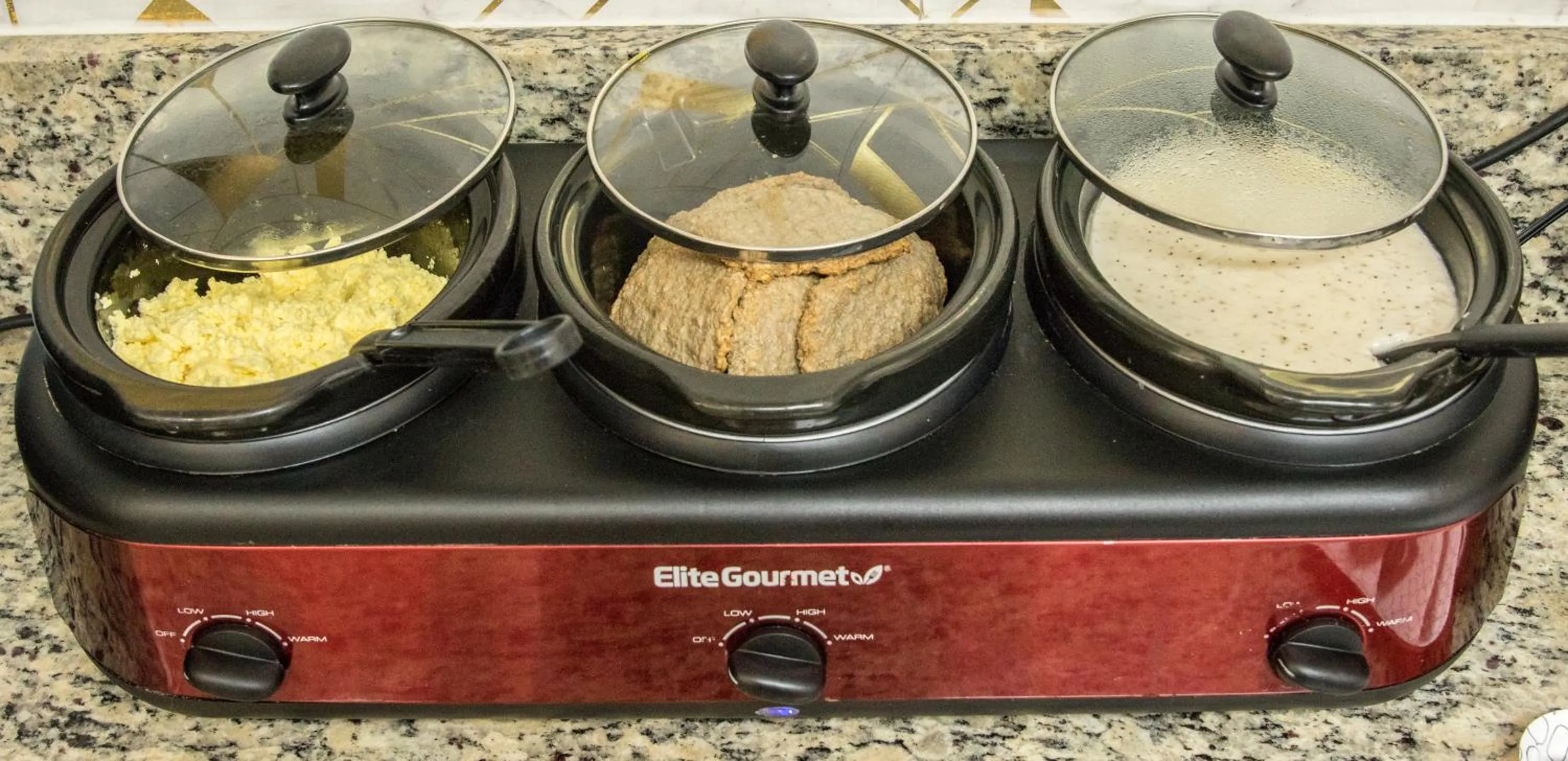 Kitchen or kitchenette in Envi Boutique Hotel Henderson-Evansville South