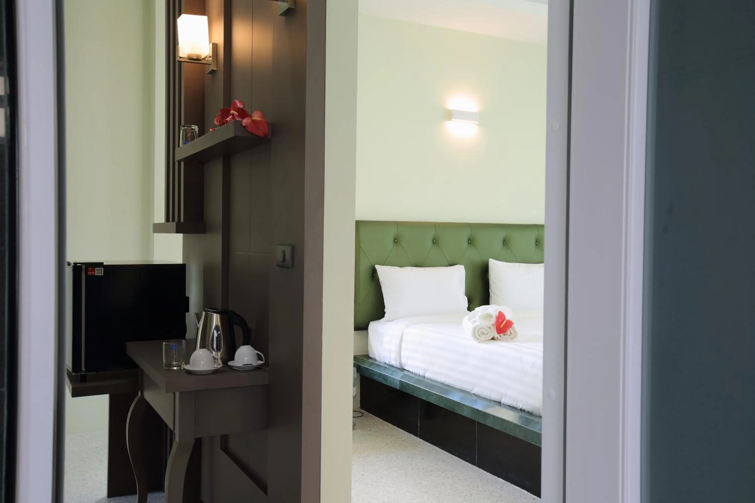 Coffee/tea facilities, Bed in Wis Beach Khanom