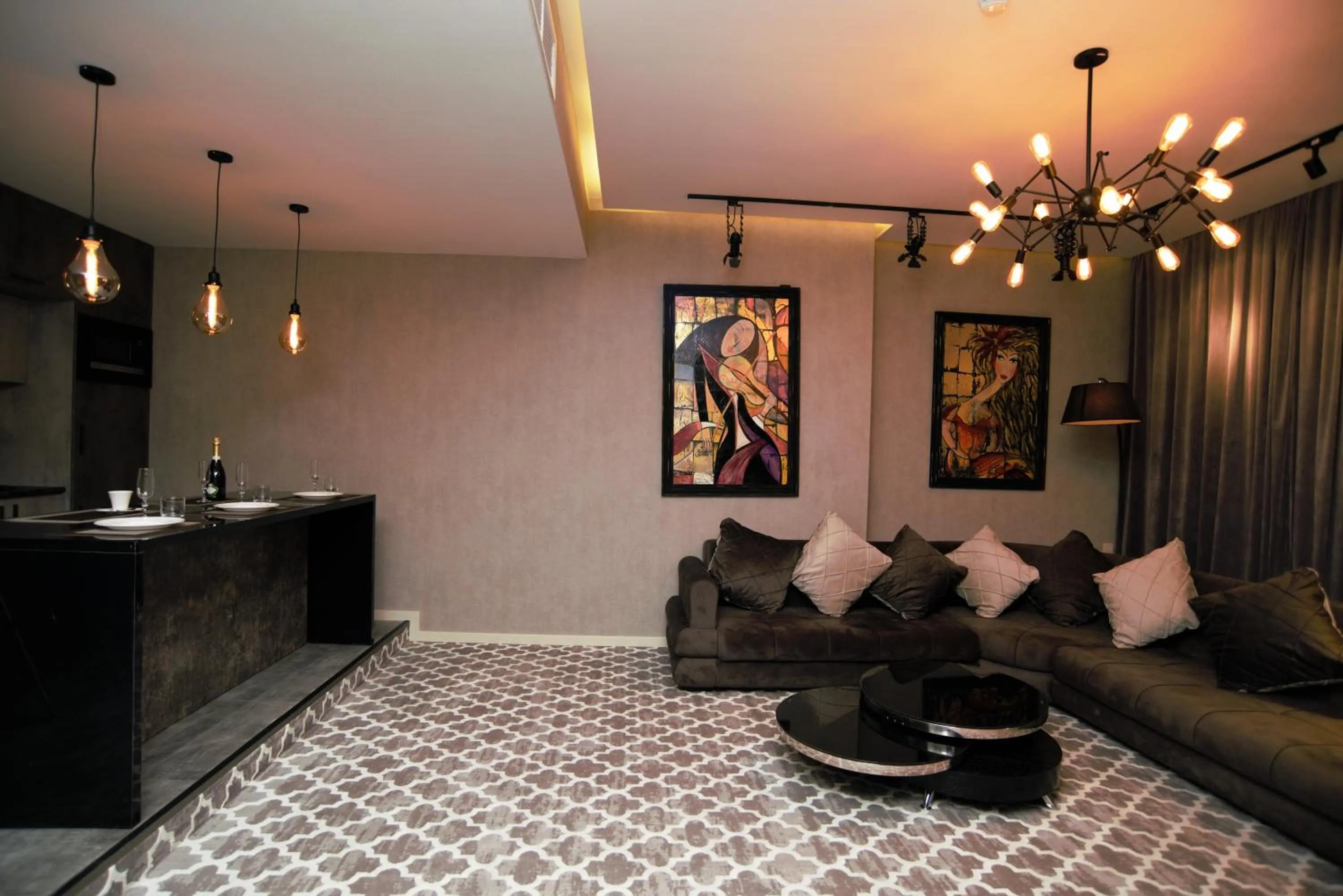 Seating area in Gallery Art Hotel