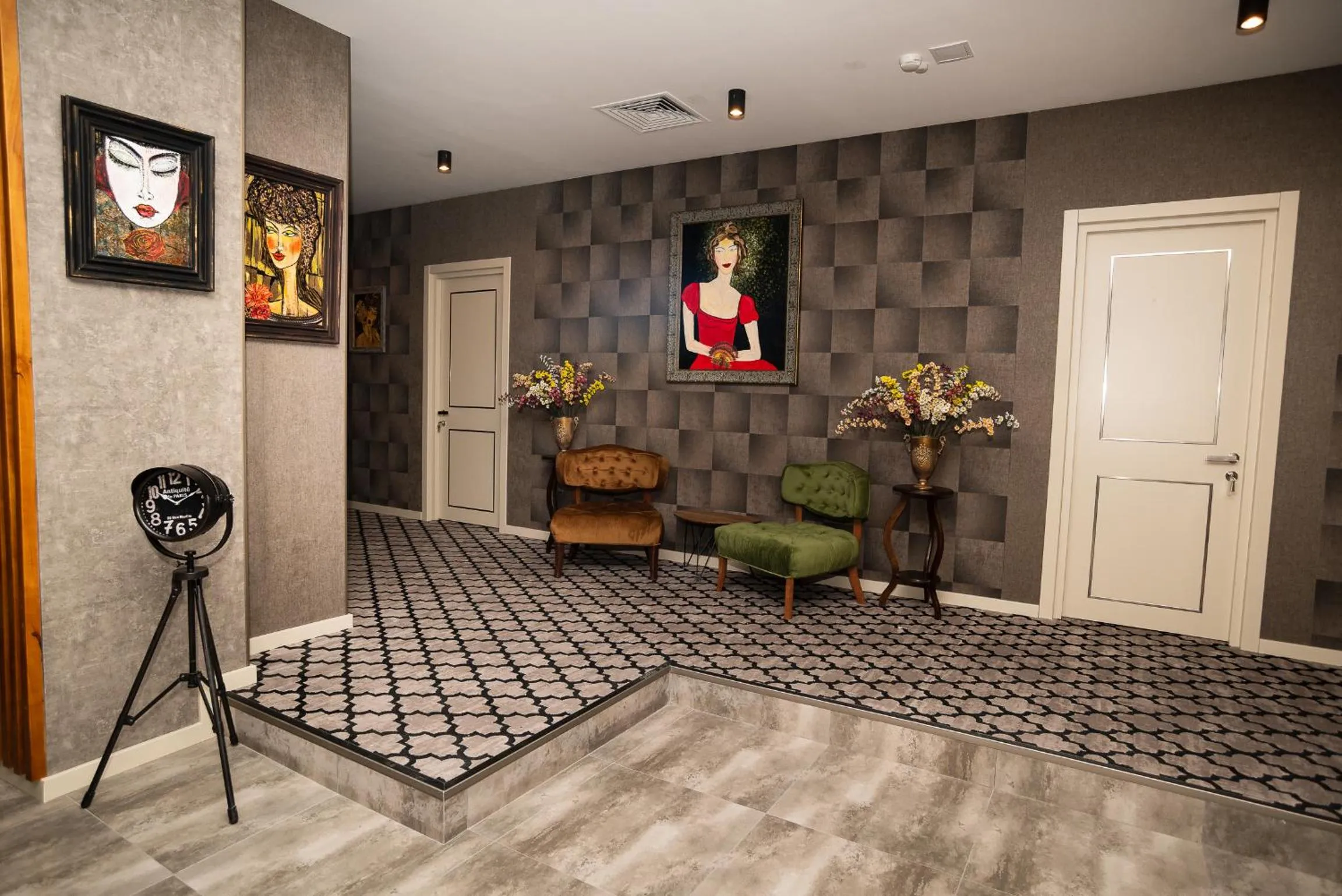 Lobby or reception in Gallery Art Hotel