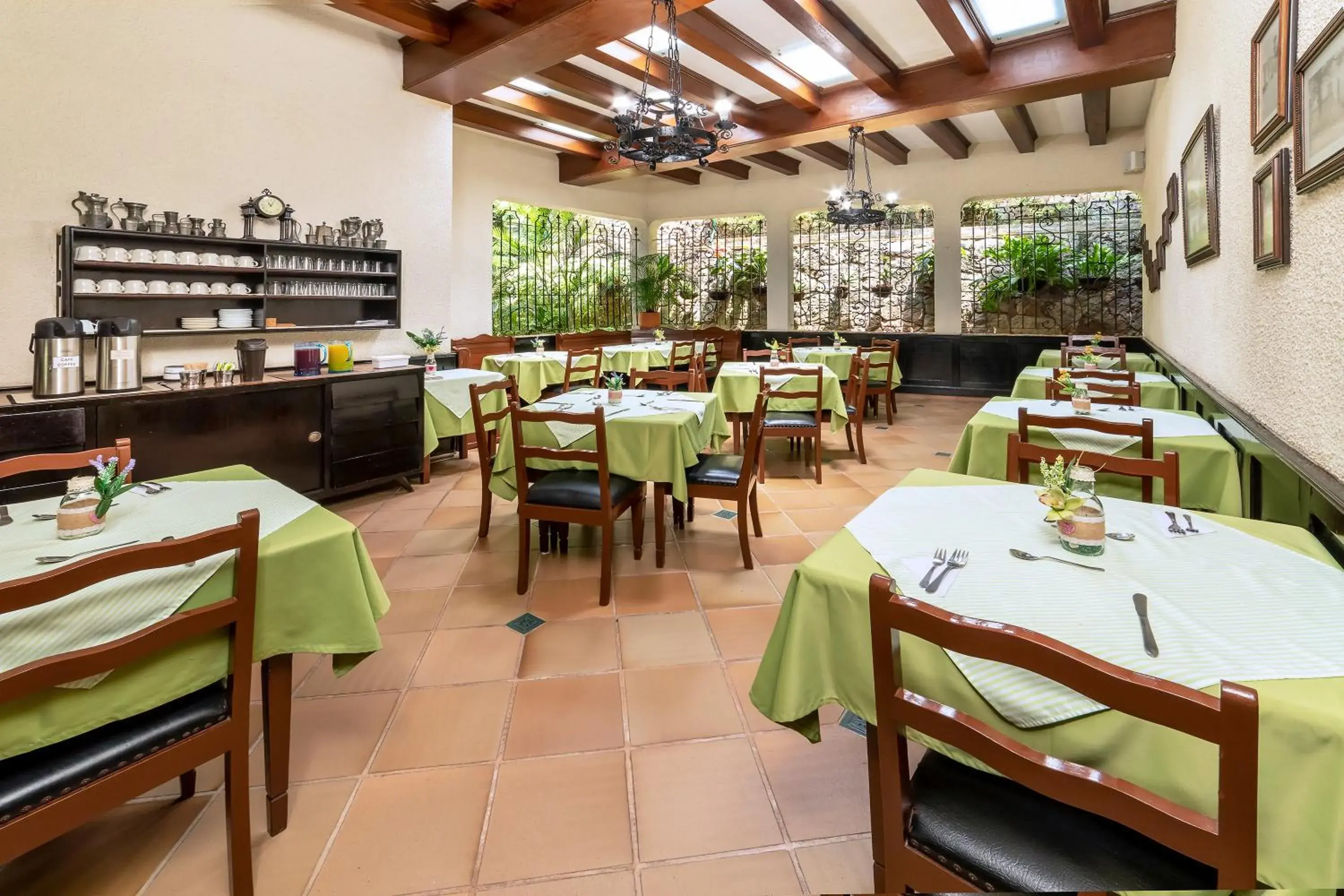 Restaurant/places to eat in Hotel Stein Colonial Restaurant/places to eat in Hotel Stein Colonial