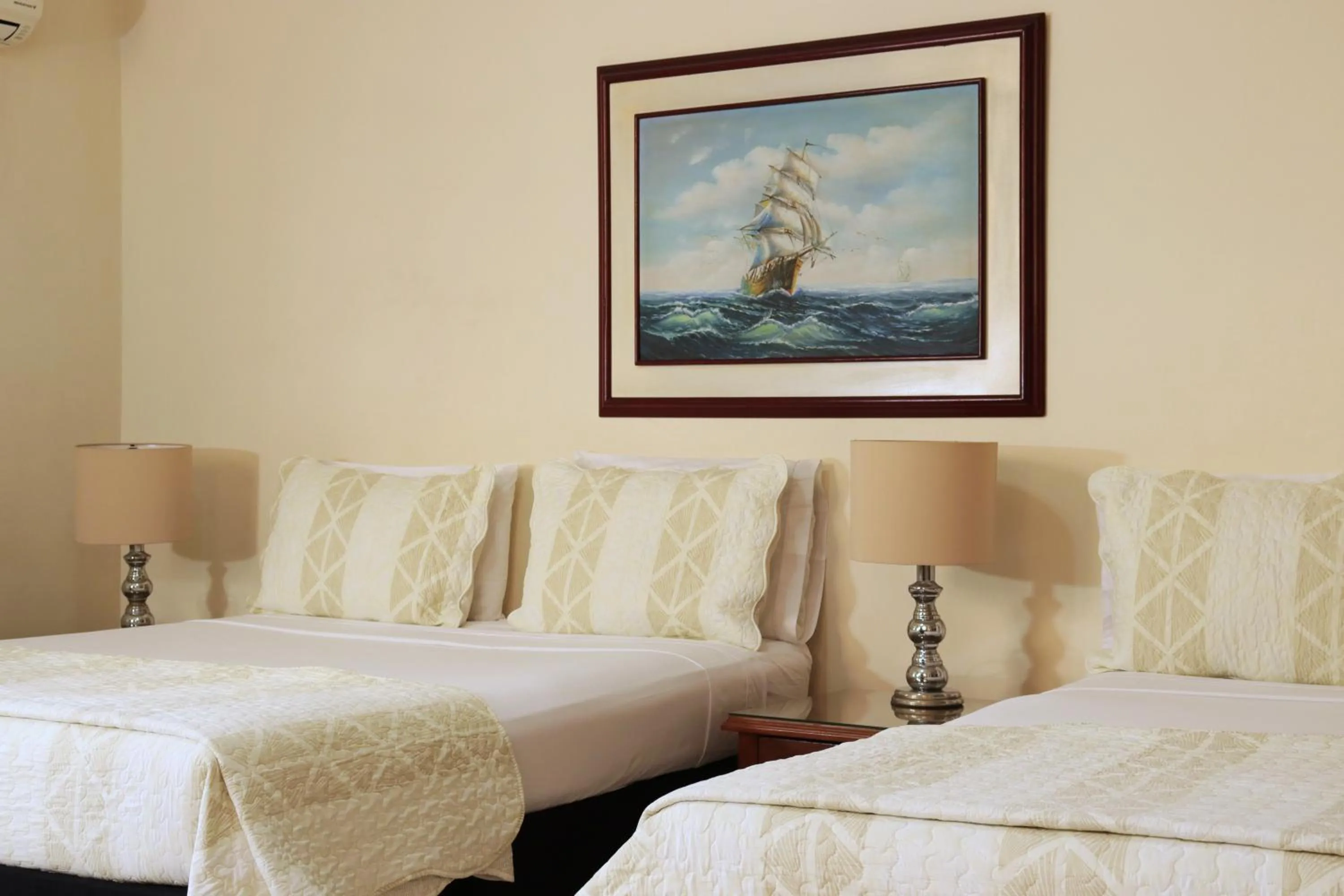 Bed in Hotel Stein Colonial