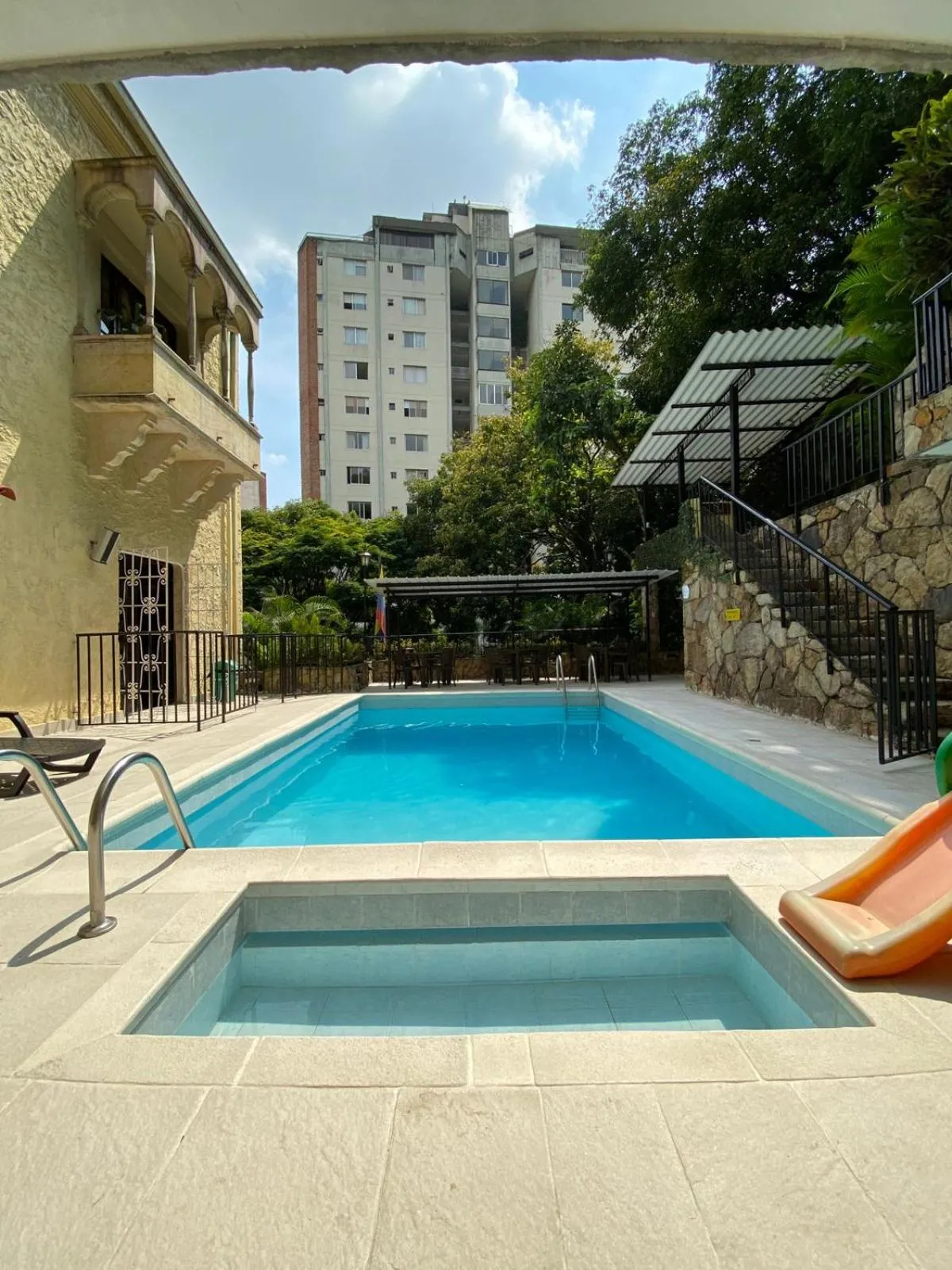 Swimming pool in Hotel Stein Colonial