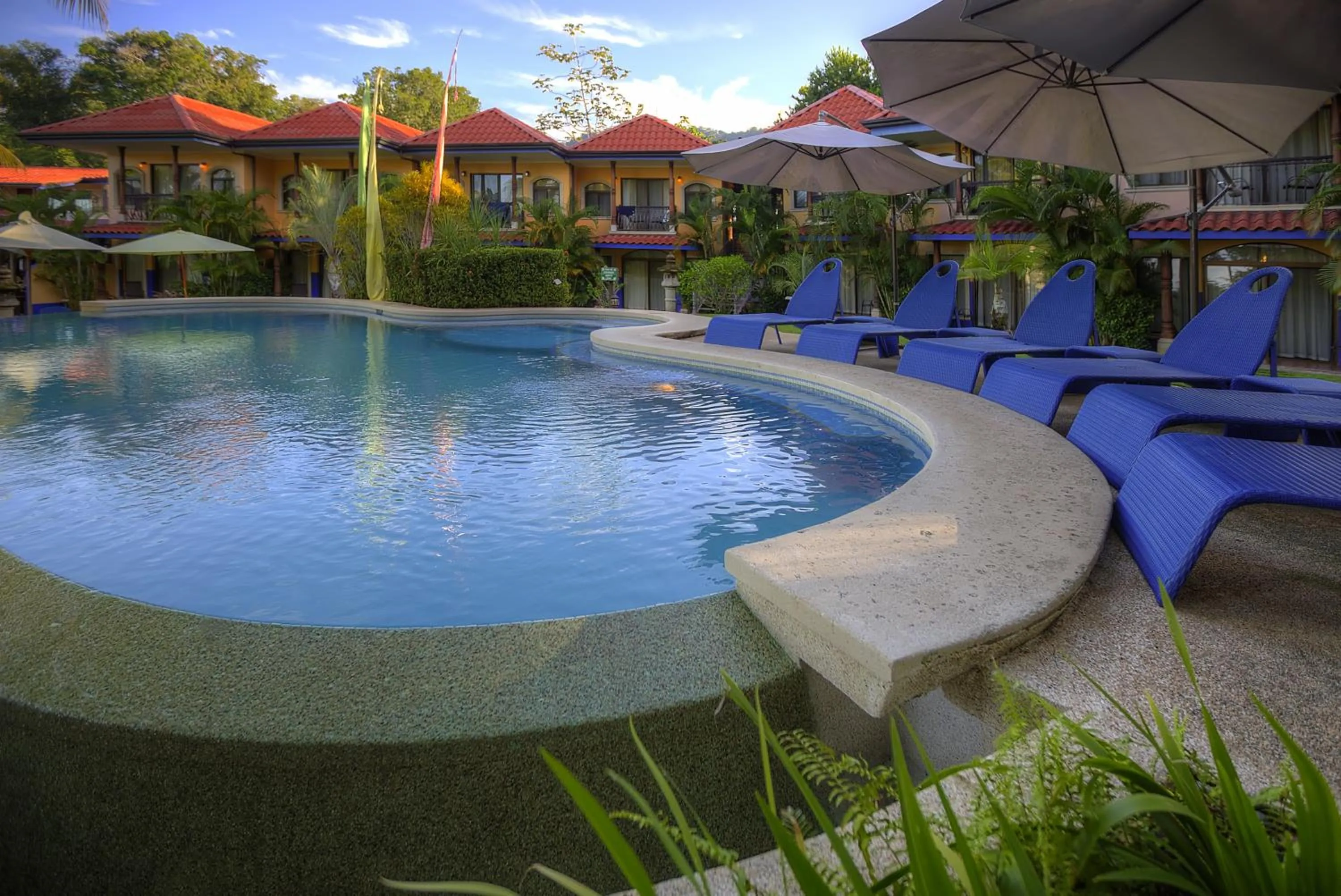 Swimming pool in Hotel Cuna del Angel