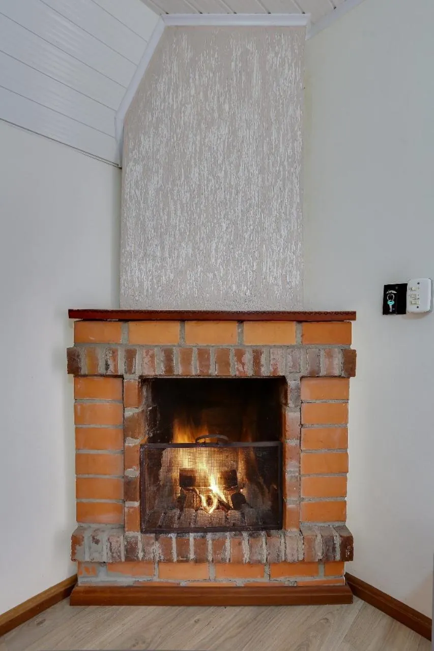 Property building in Hotel Cabana Jardim de Flores