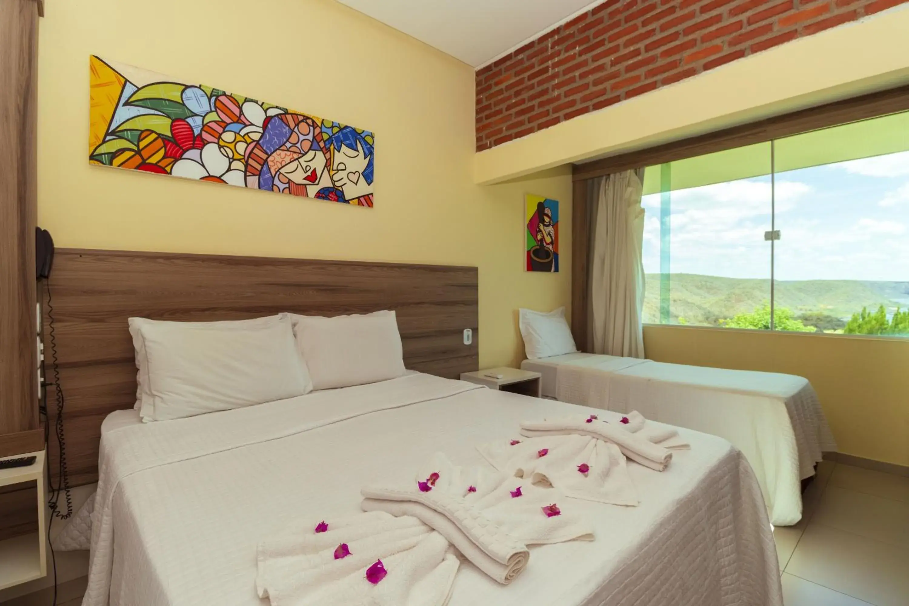 Suite with River View in Pedra do Sino Hotel Suite with River View in Pedra do Sino Hotel