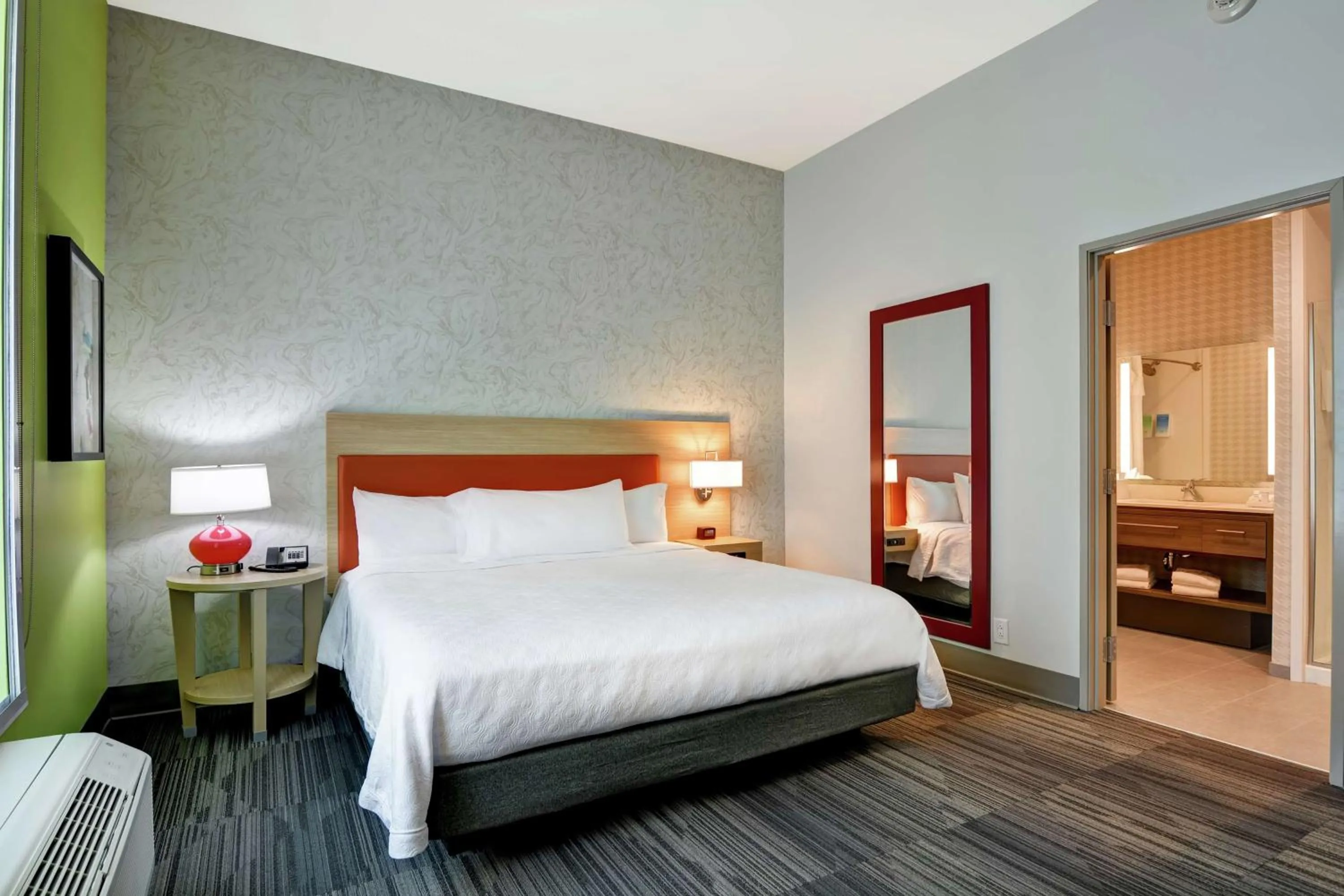 Bed in Home2 Suites Charleston West Ashley