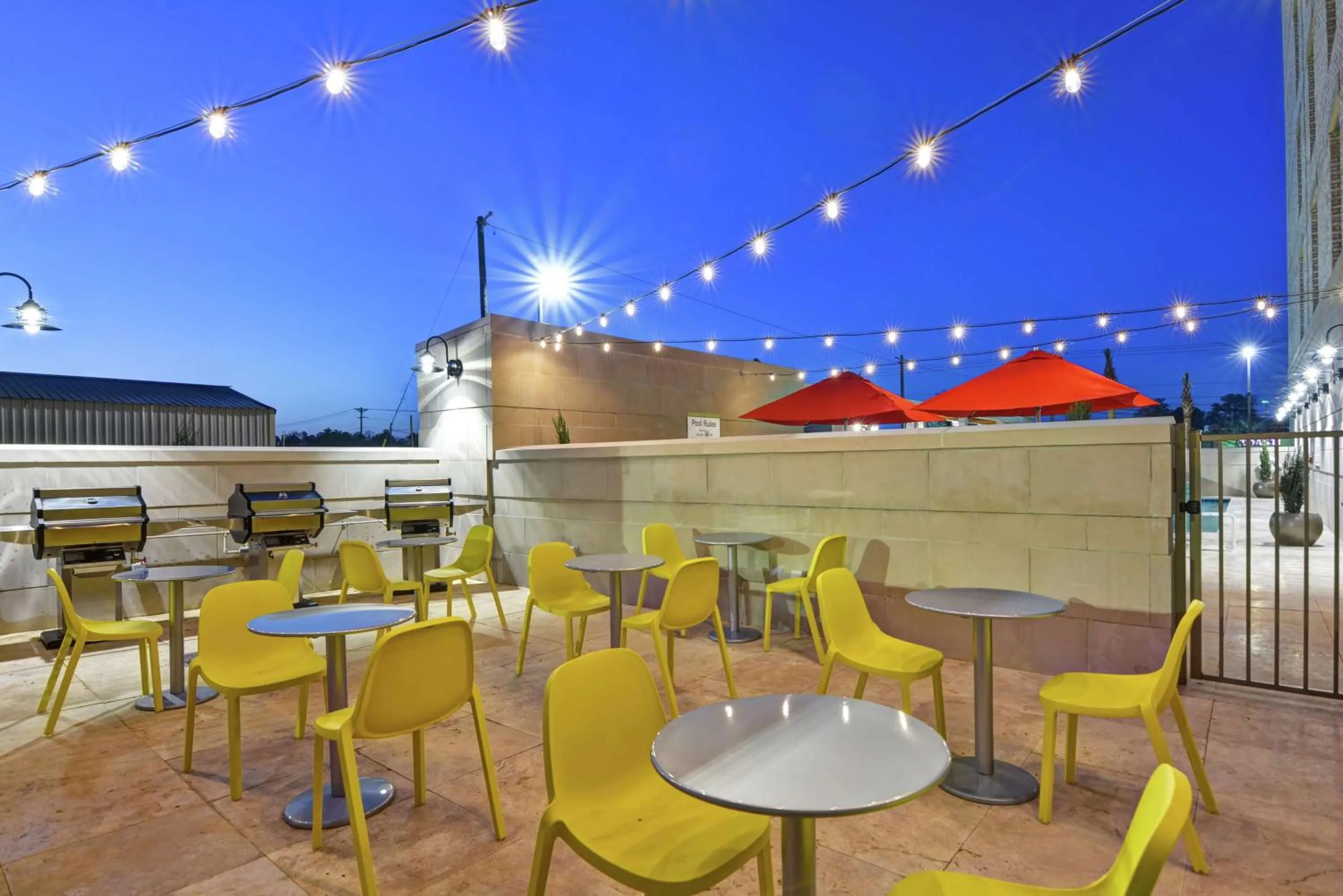 Patio in Home2 Suites Charleston West Ashley