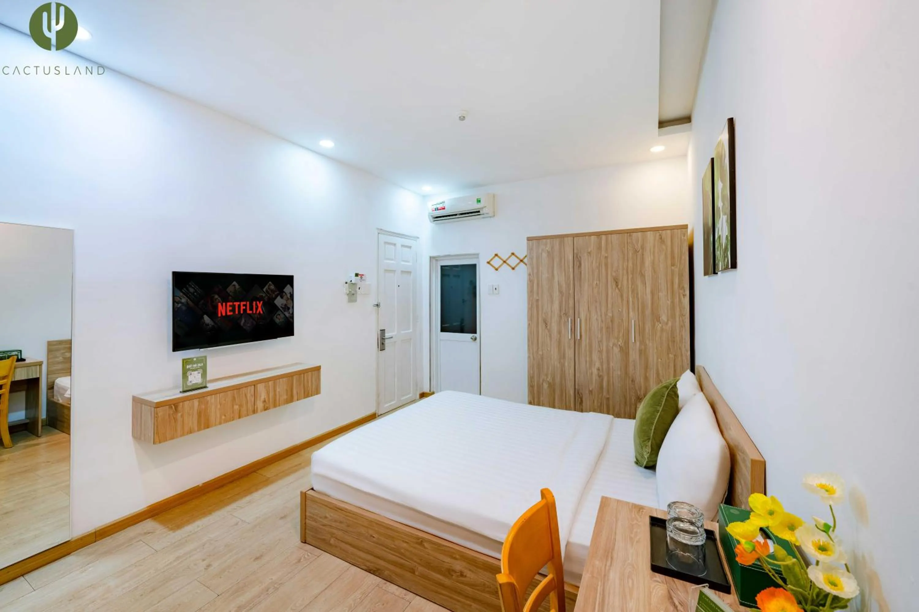 TV and multimedia, Bed in Cactusland Hotel & Apartment