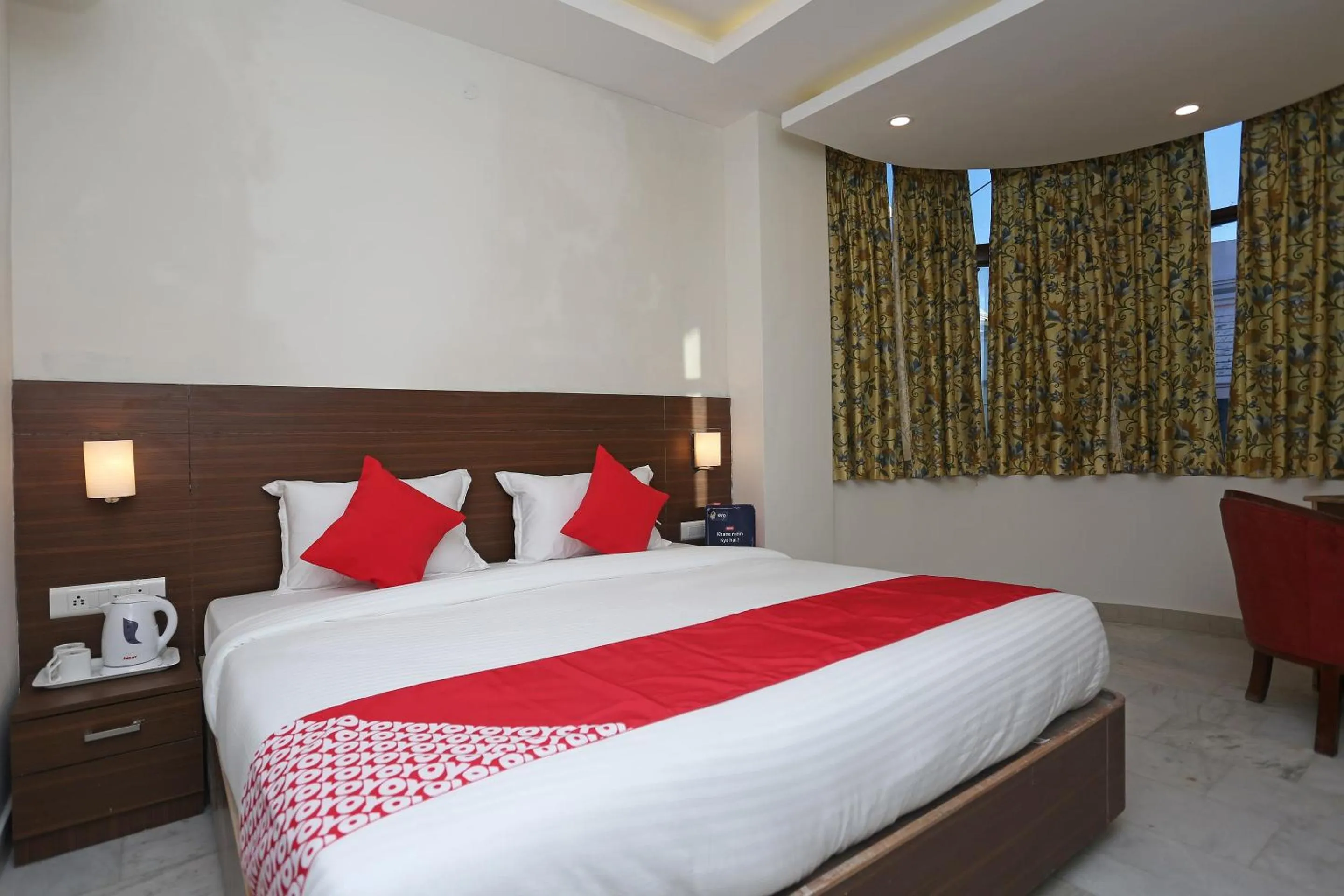 Bedroom, Bed in Hotel O Tulip Inn