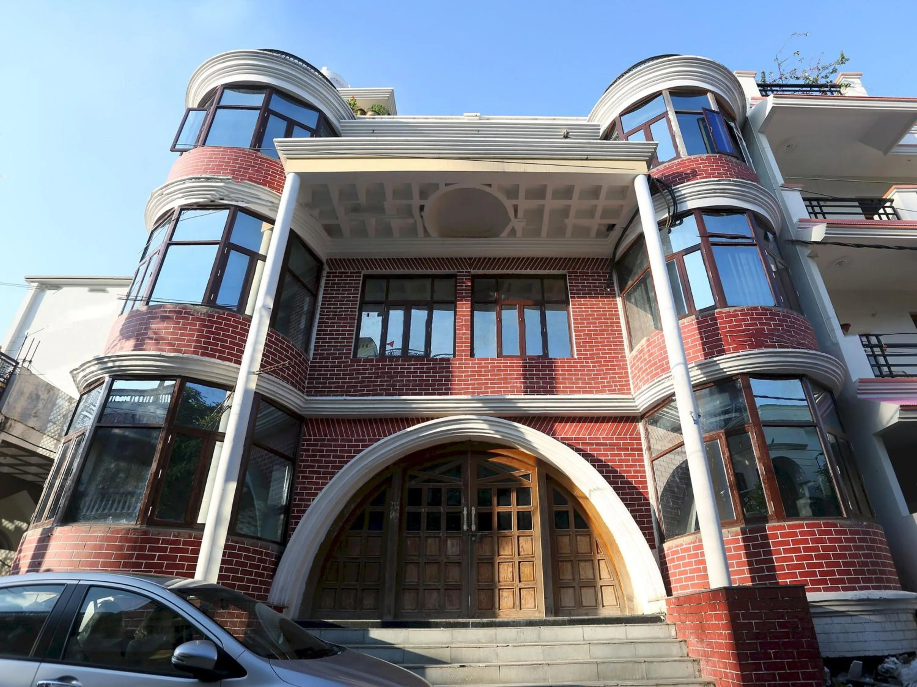 Facade/entrance in Hotel O Tulip Inn