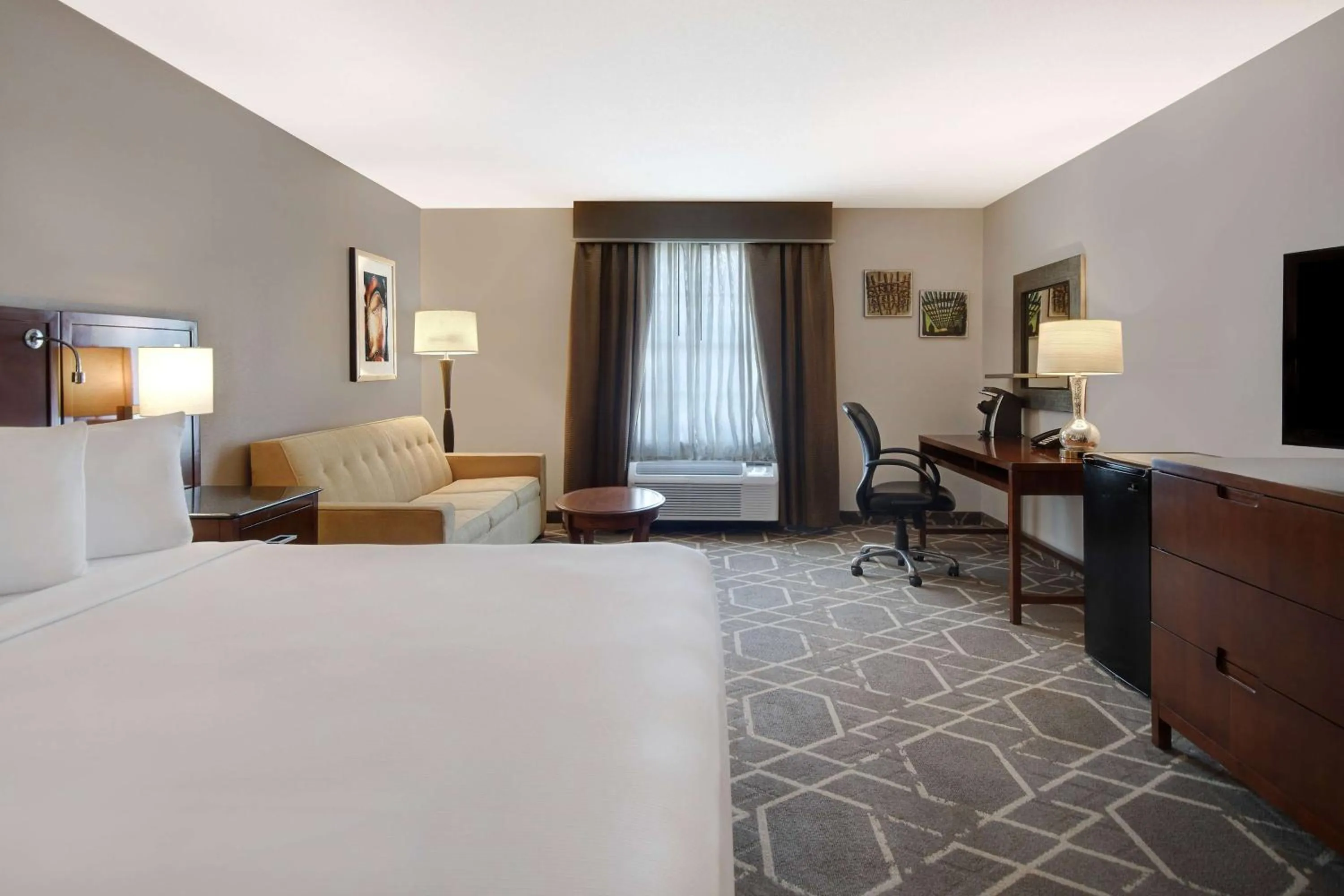 Photo of the whole room, Bed in Cypress Bend Resort, a Wyndham Hotel