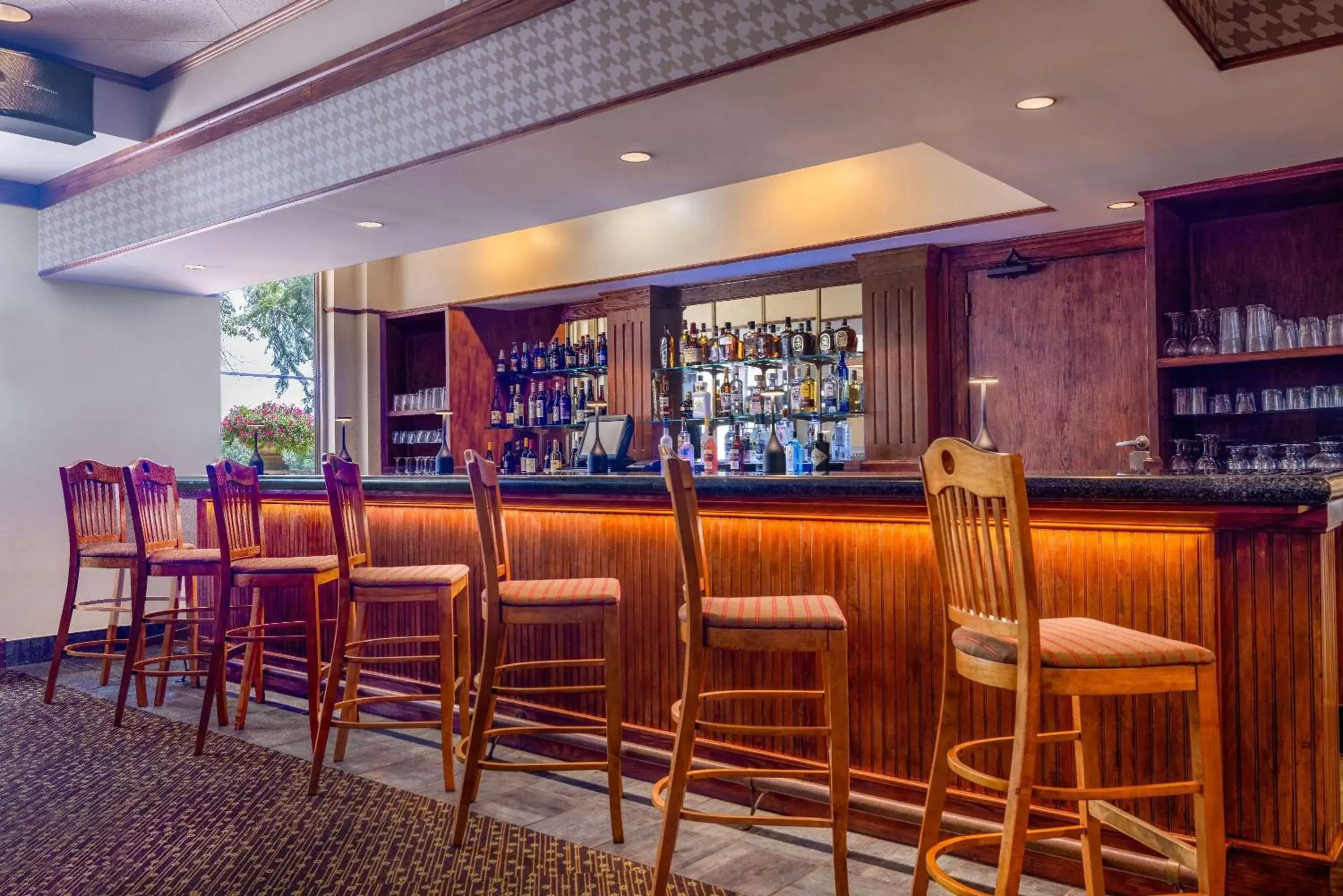 Lounge or bar in Cypress Bend Resort, a Wyndham Hotel Lounge or bar in Cypress Bend Resort, a Wyndham Hotel