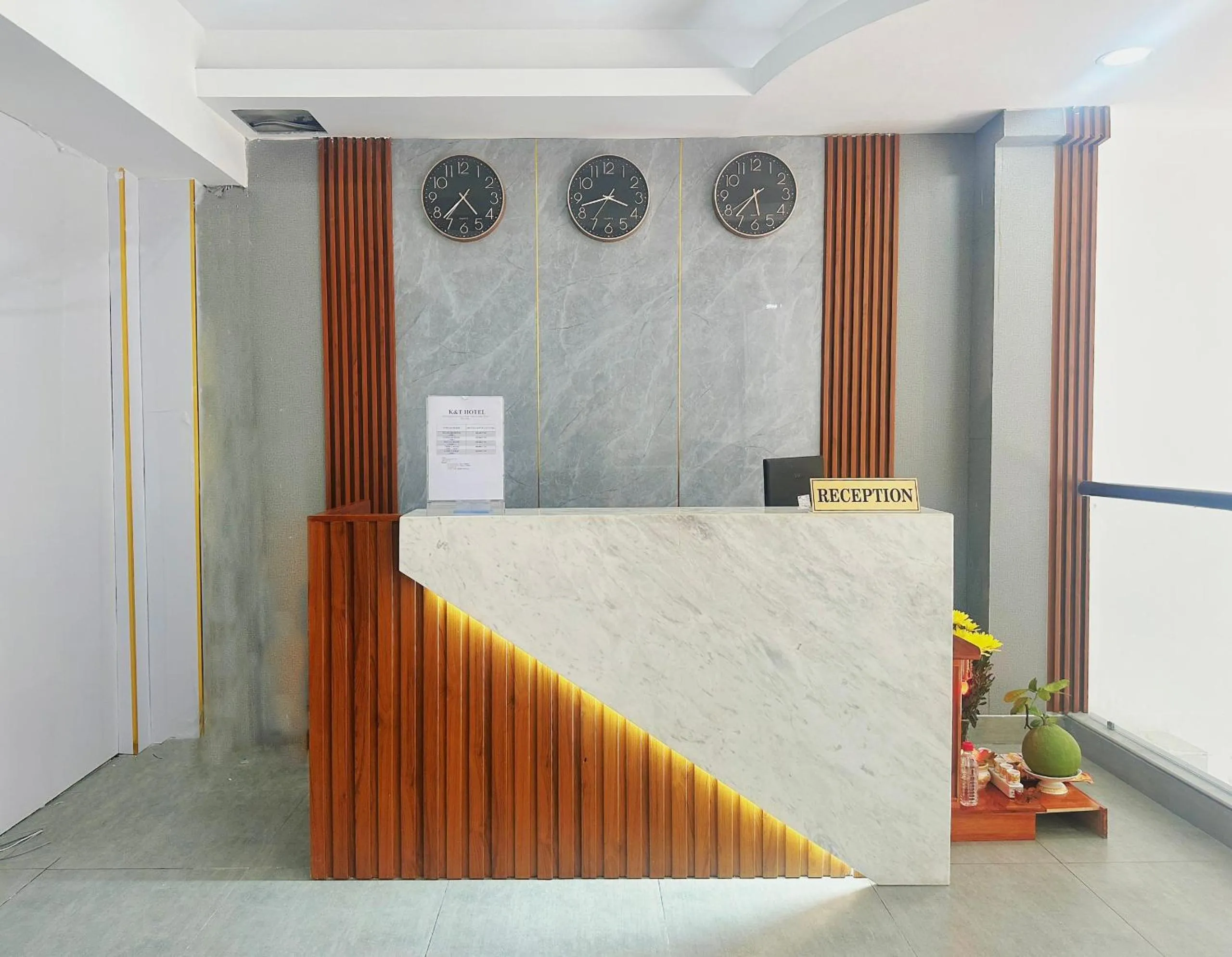 Lobby or reception in K&T Hotel - Sân Bay Tân Sơn Nhất