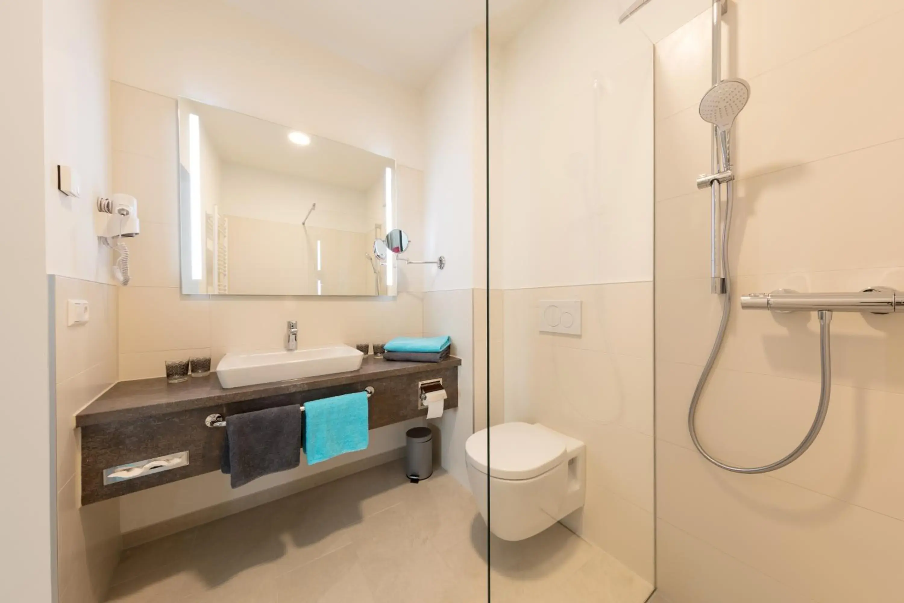 Double Room - single occupancy in Hotel Gudrun Double Room - single occupancy in Hotel Gudrun