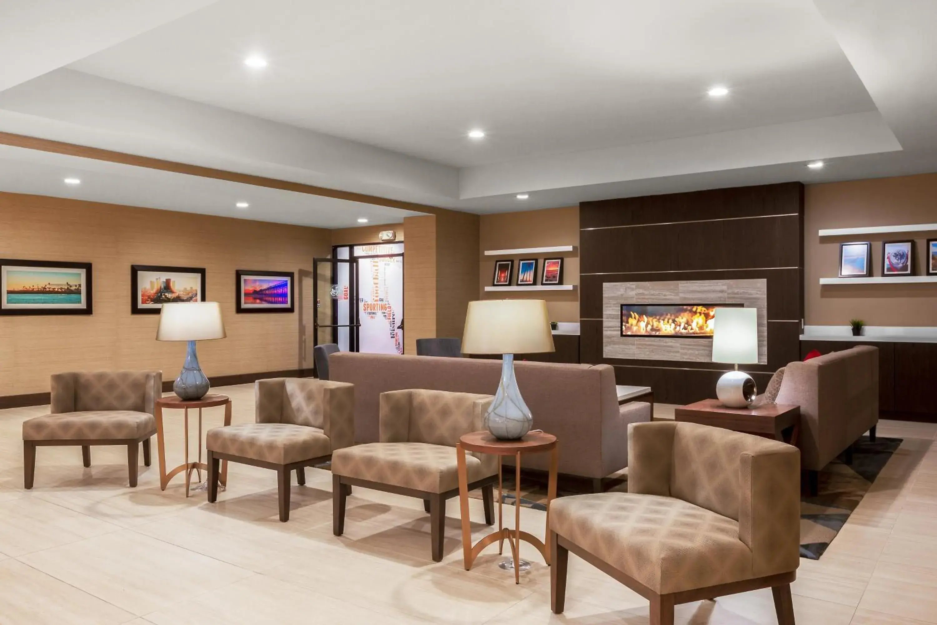 Property building in Holiday Inn La Mirada Buena Park by IHG Property building in Holiday Inn La Mirada Buena Park by IHG