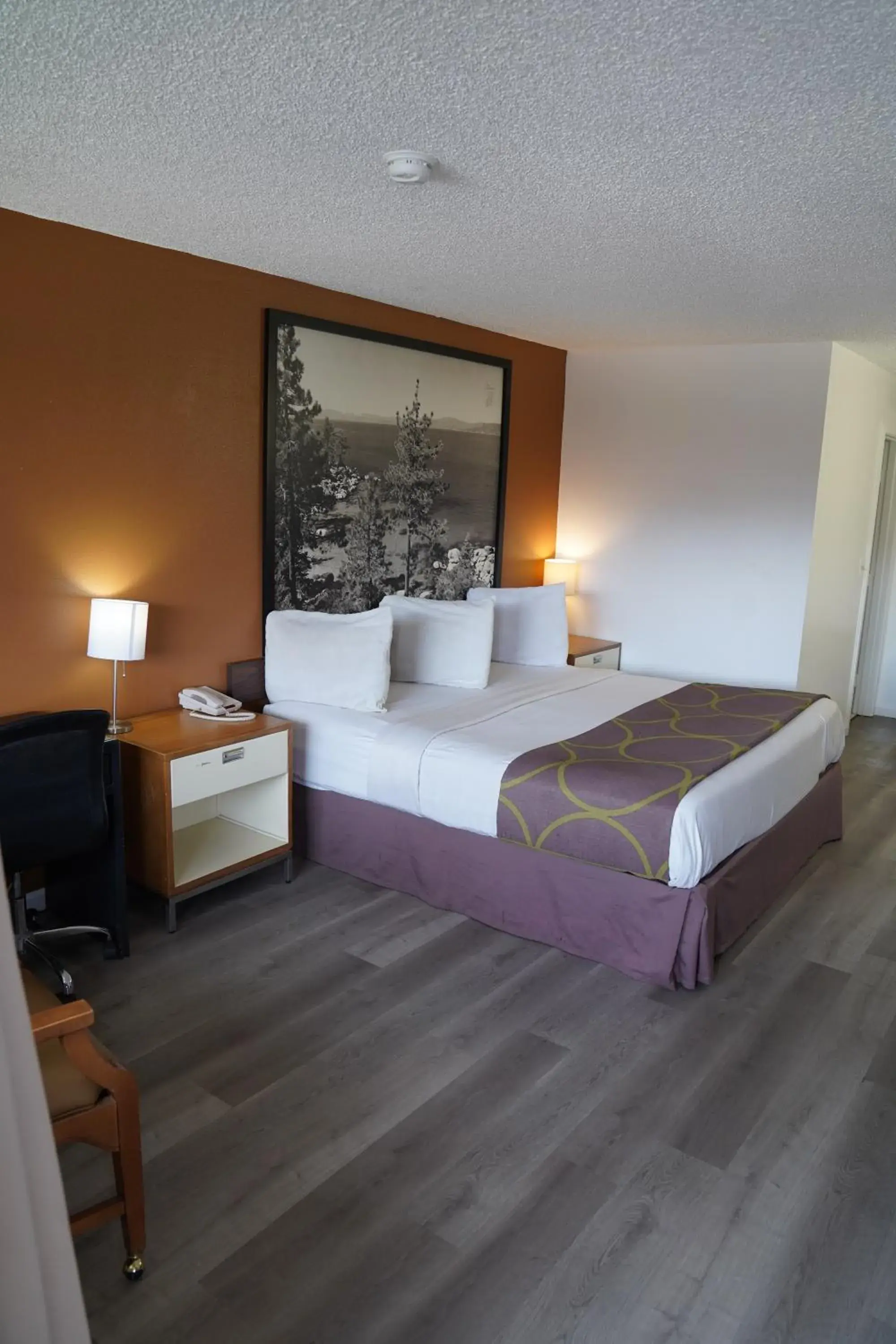 Bed in Super 8 by Wyndham Fernley Bed in Super 8 by Wyndham Fernley