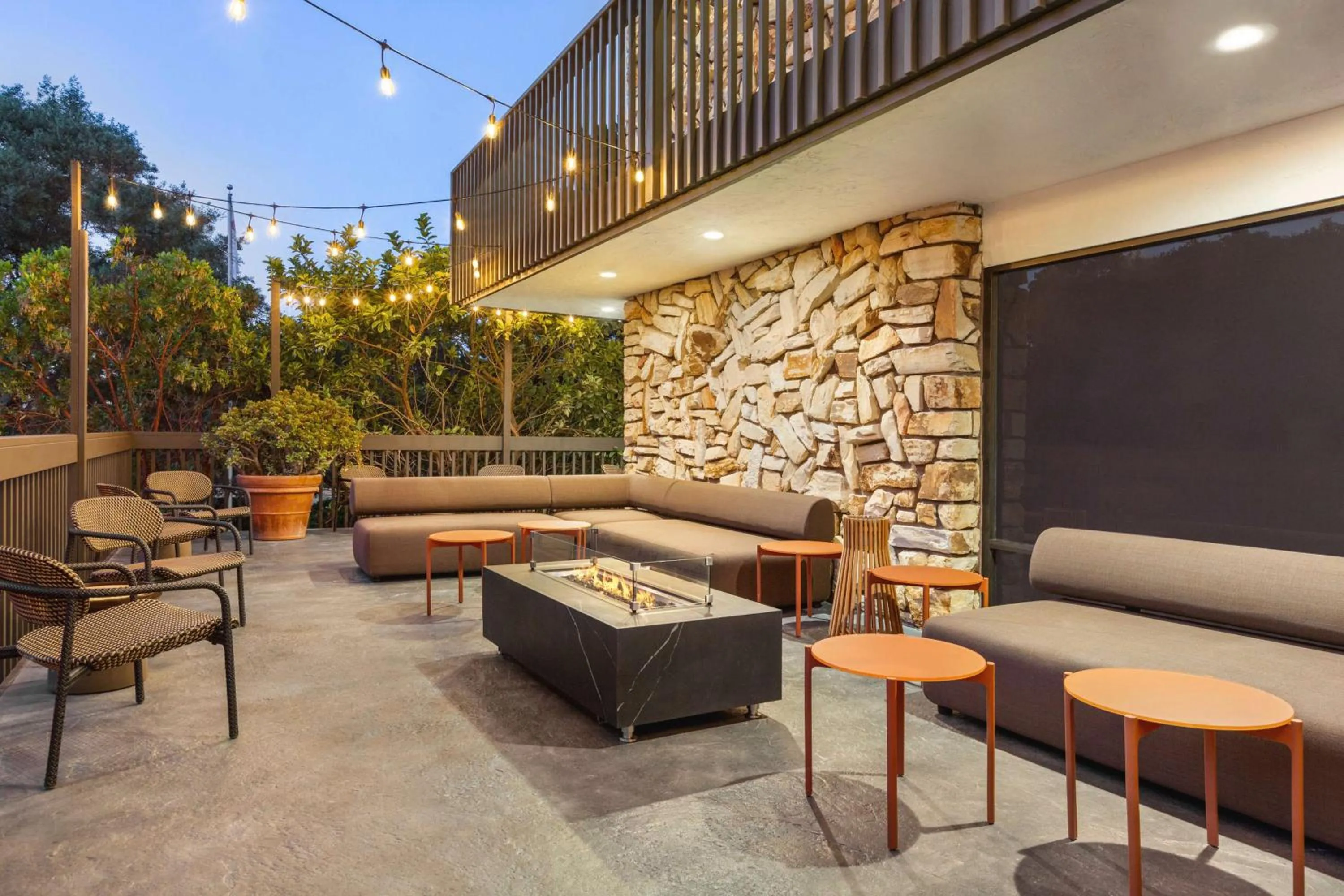 Patio in Hilton Garden Inn Monterey