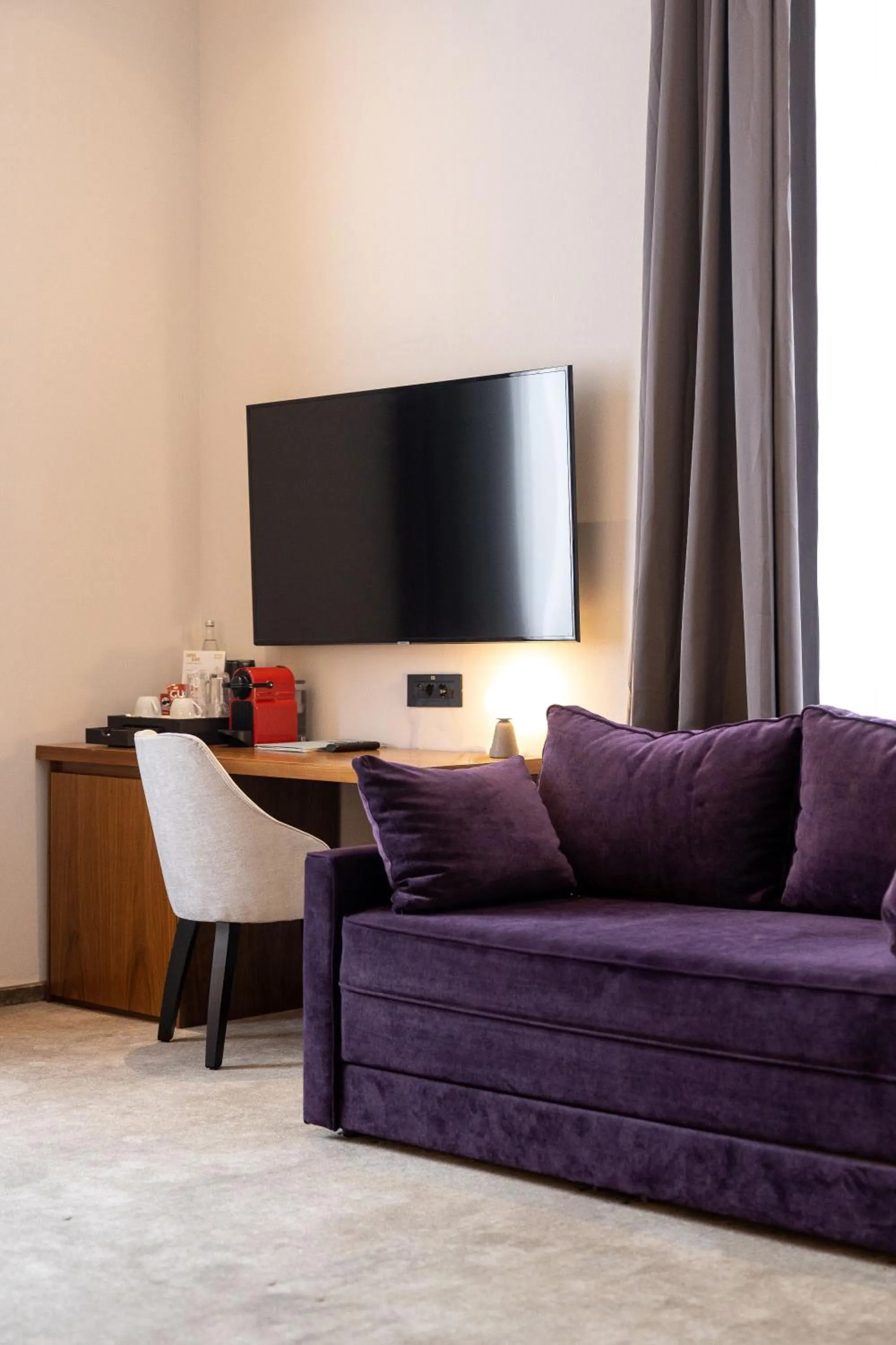 TV and multimedia in Maison Royale