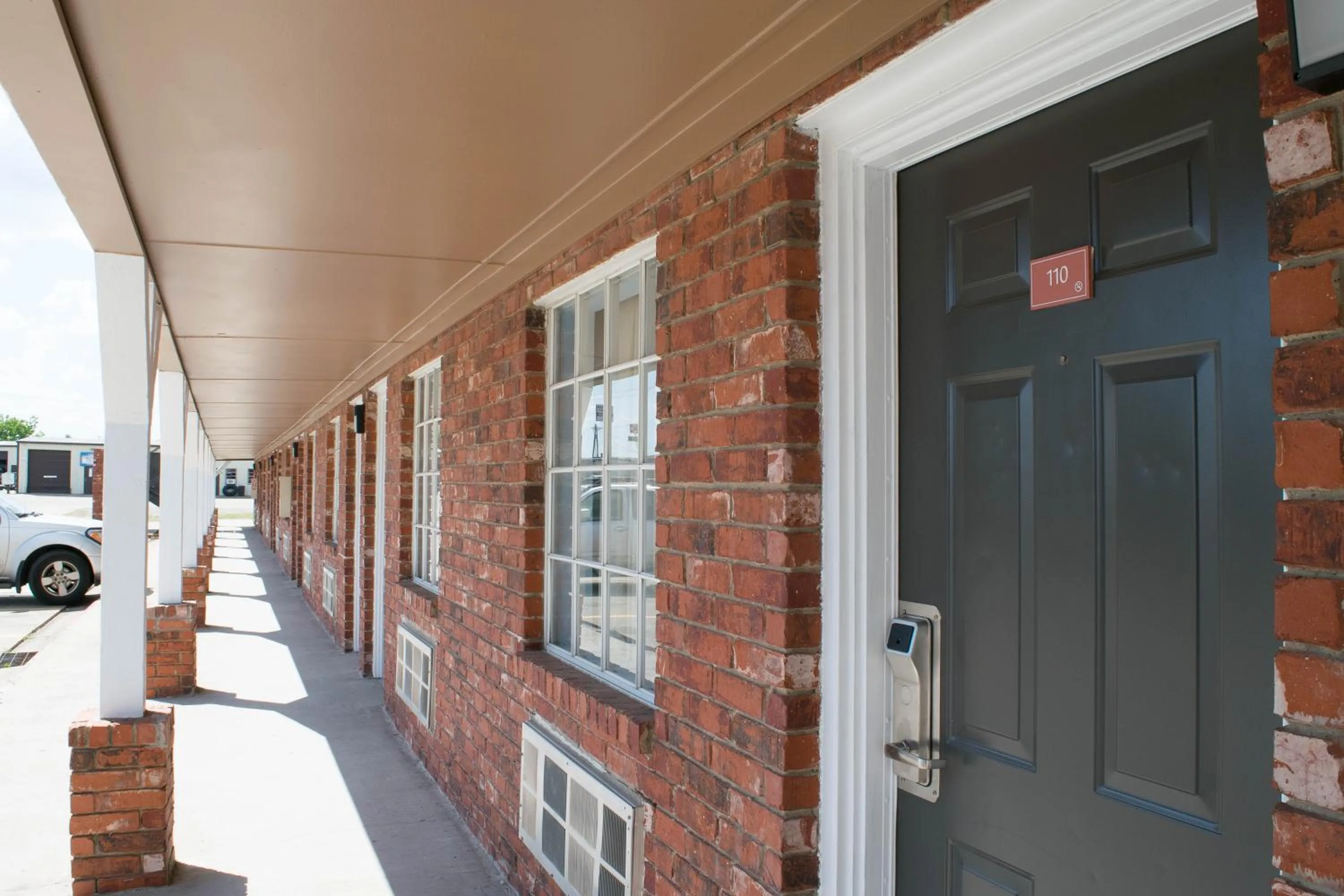 Property building in Countryside Inn