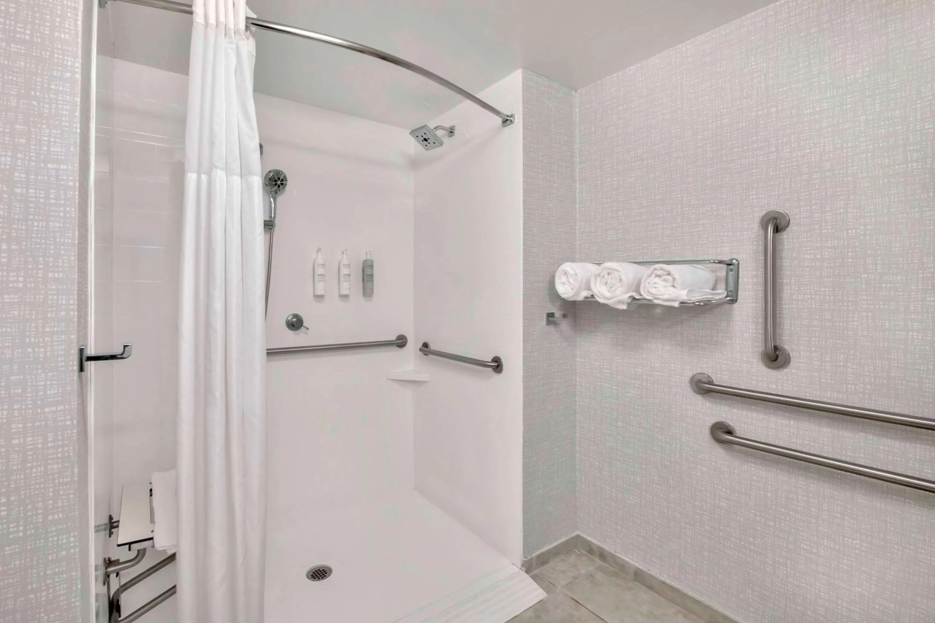 Bathroom in Hampton Inn & Suites Jackson