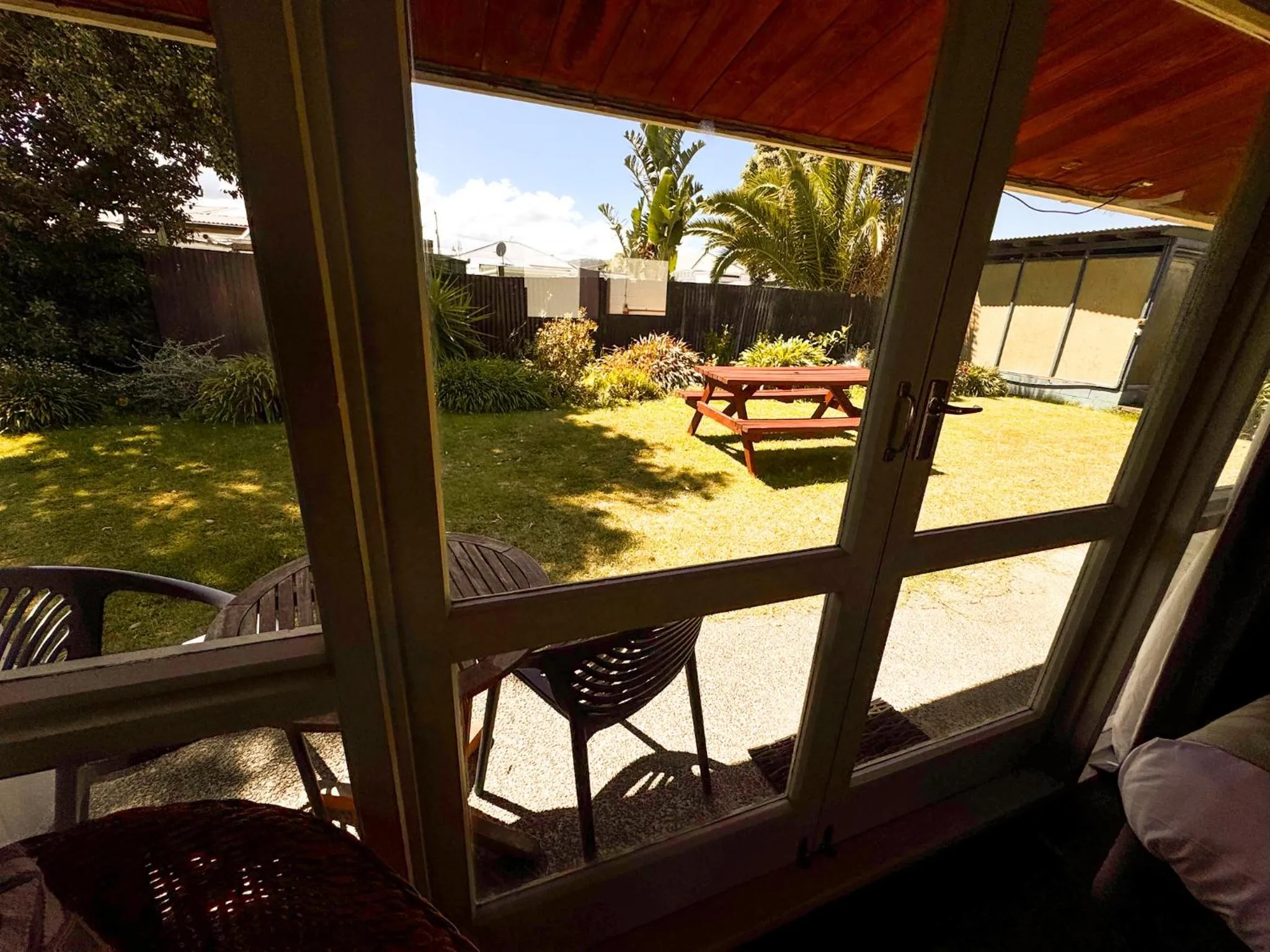 Garden view in Waikanae Beach Motel