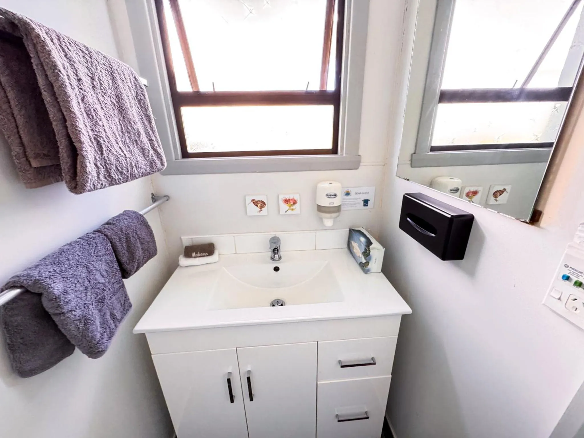 Bathroom in Waikanae Beach Motel