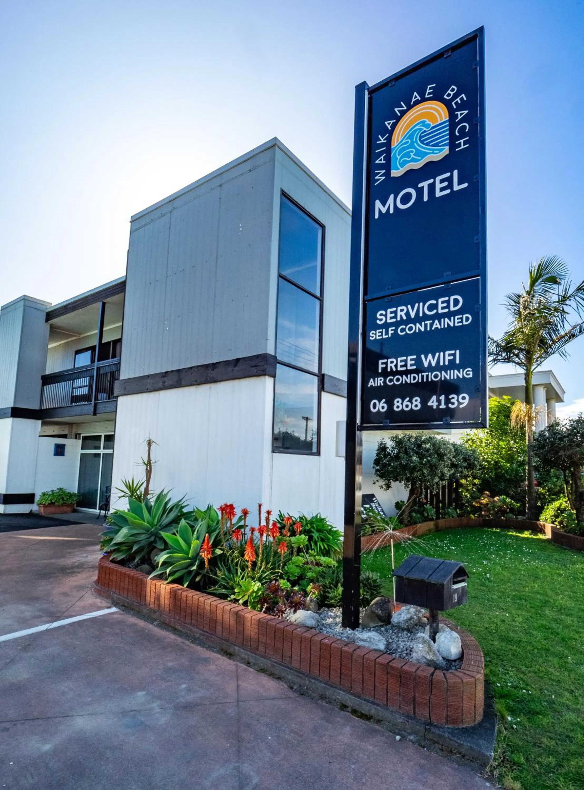 Property building in Waikanae Beach Motel