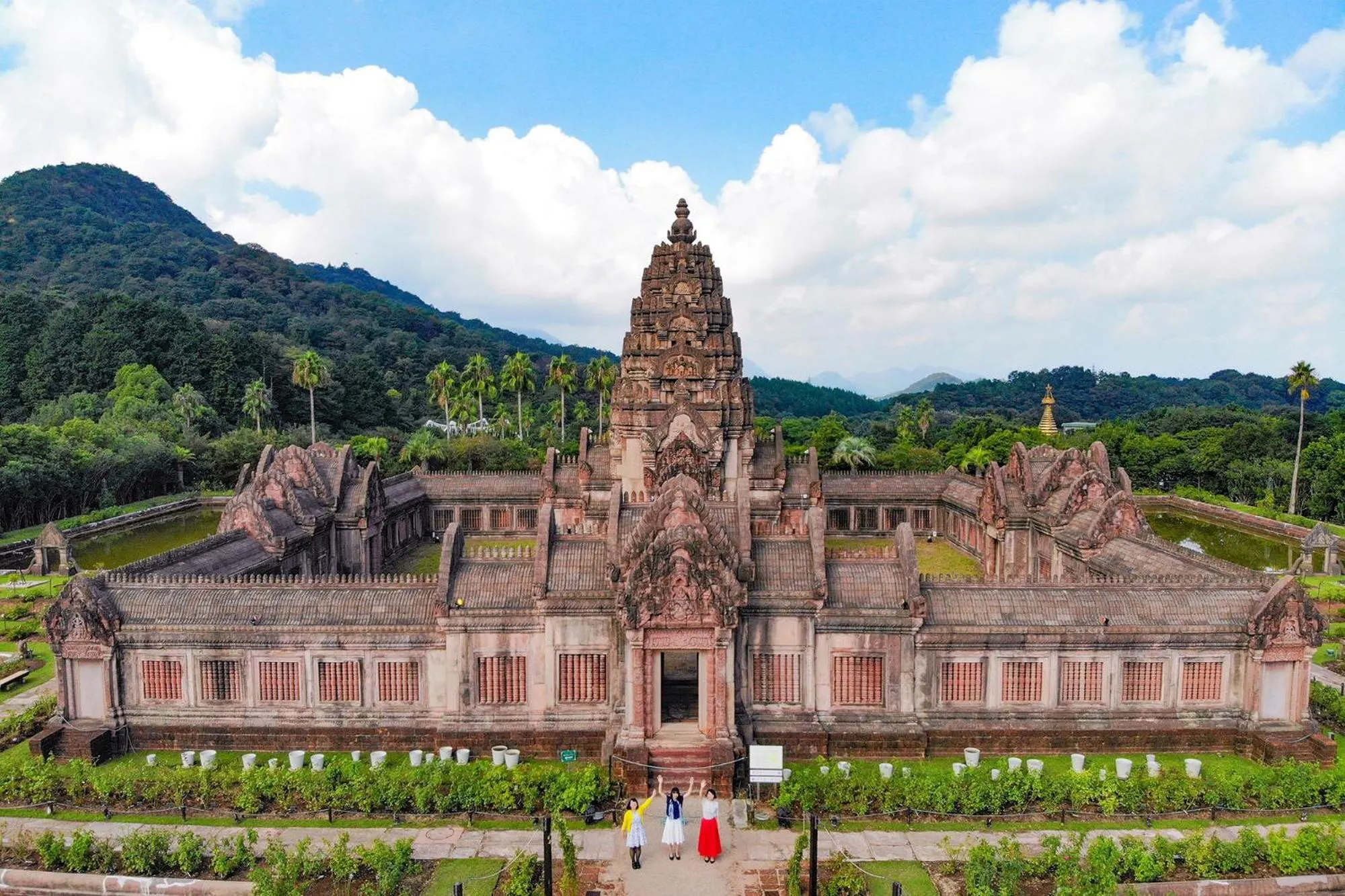 Nearby landmark in Ooedo Onsen Monogatari Hotel Reoma no Mori