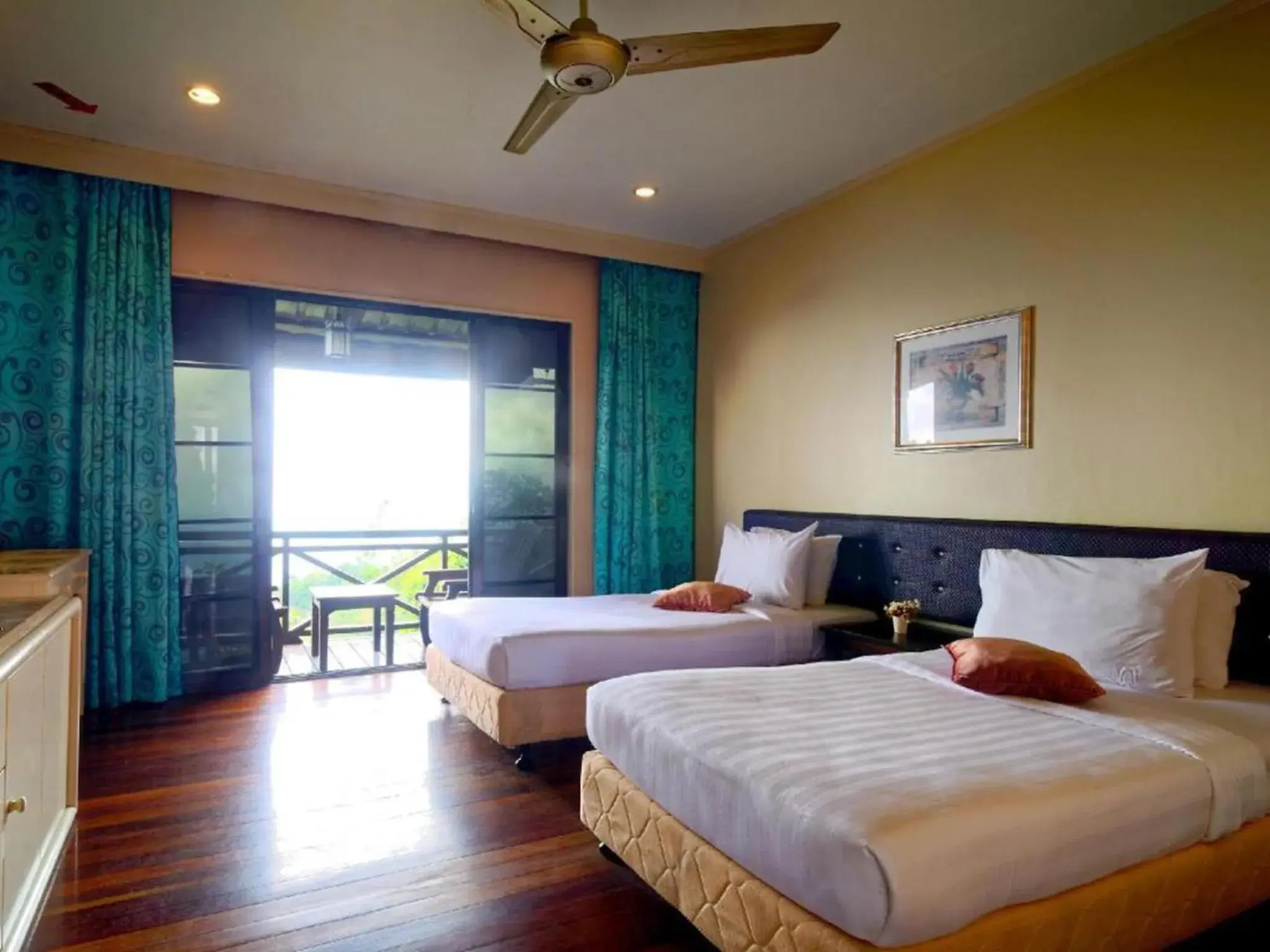 Standard Twin Room in Kasih Sayang Hill Resort Standard Twin Room in Kasih Sayang Hill Resort