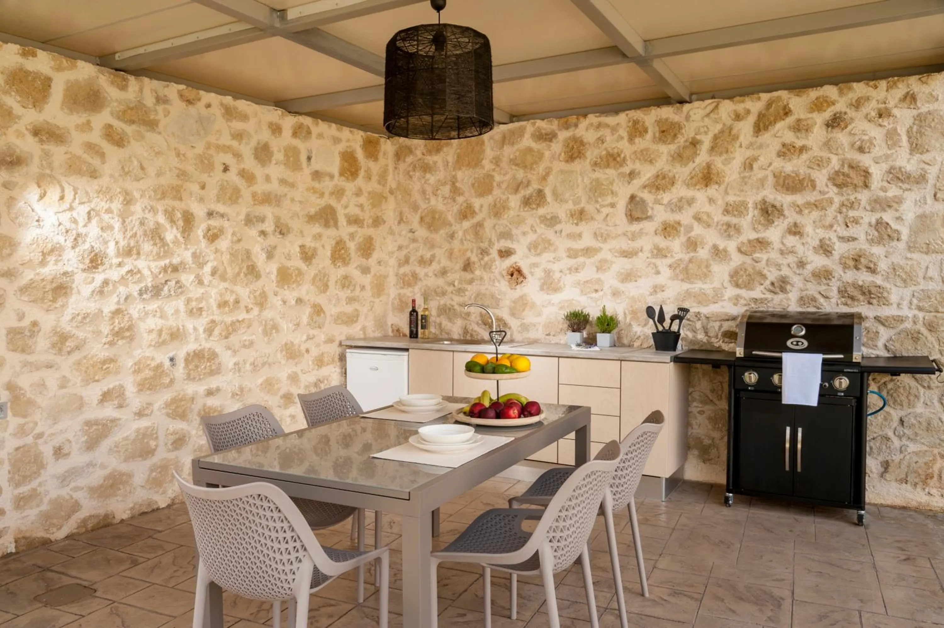 Dining area in Kagiemar Luxury House