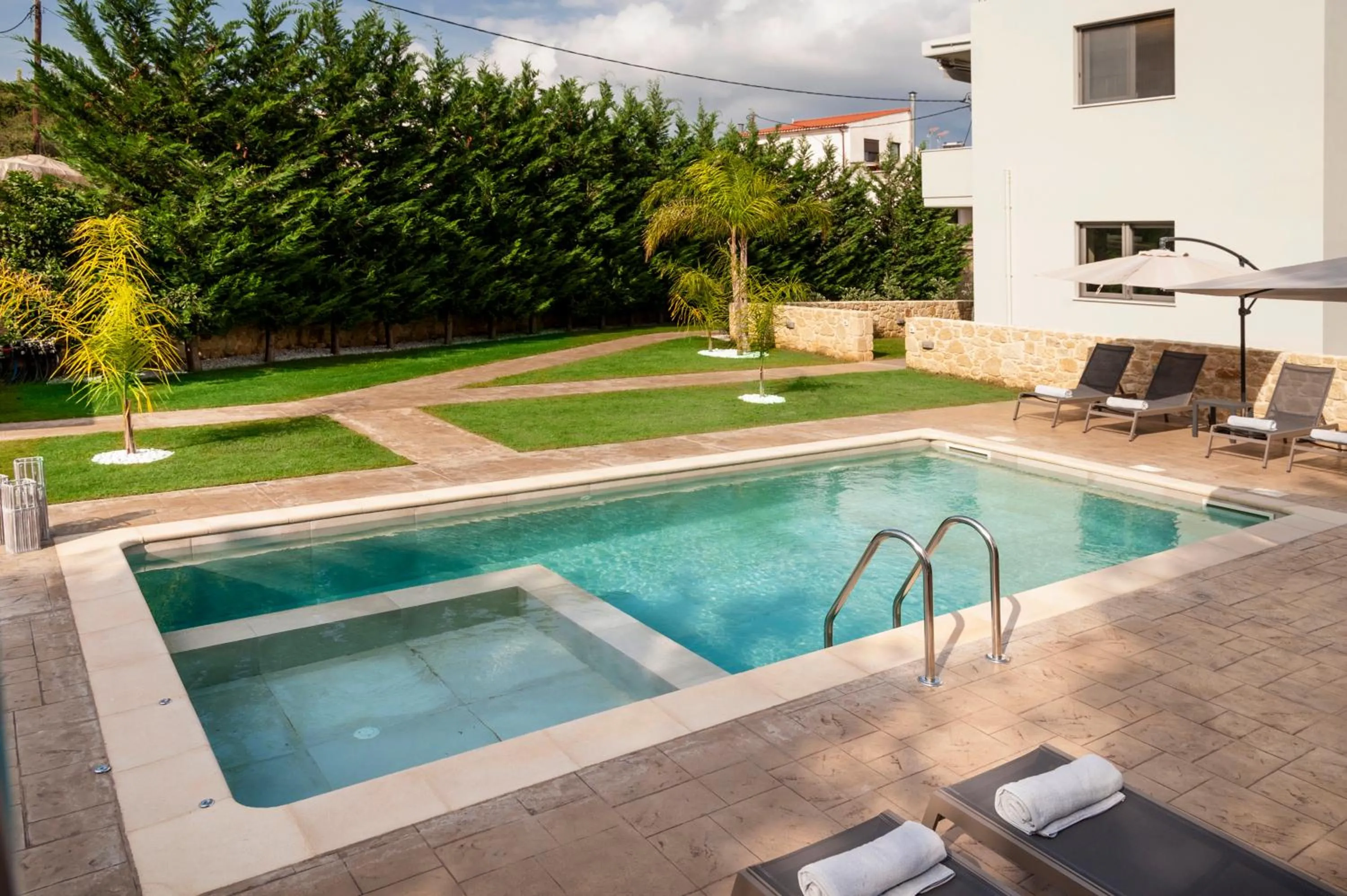 Day in Kagiemar Luxury House
