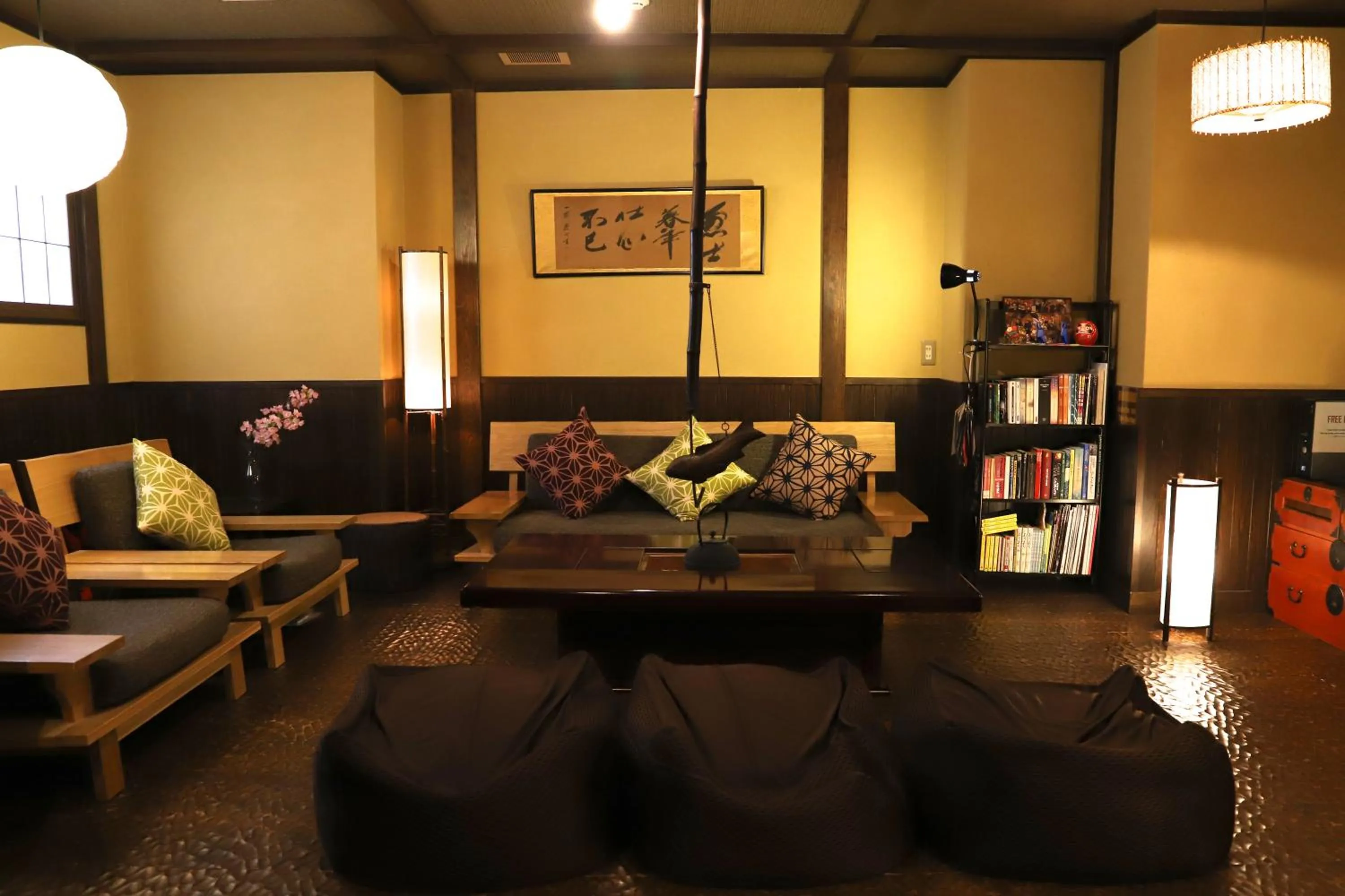 Communal lounge/ TV room, Seating Area in K's House Takayama - Quality Hostel