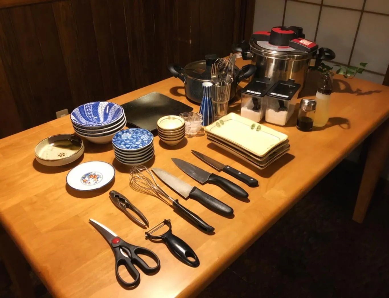 Communal kitchen, Restaurant/Places to Eat in K's House Takayama - Quality Hostel