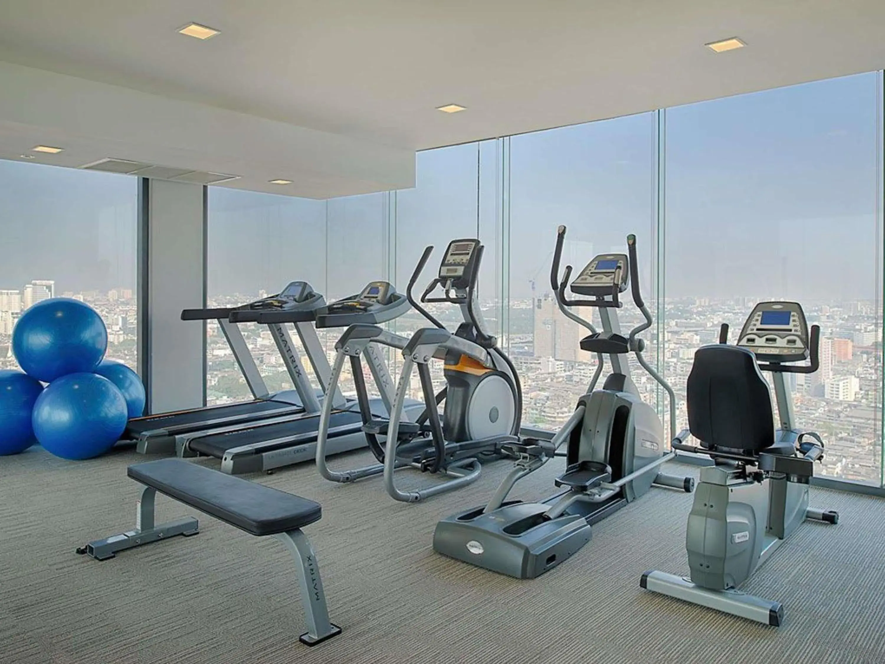 Property building in Mercure Bangkok Siam Property building in Mercure Bangkok Siam