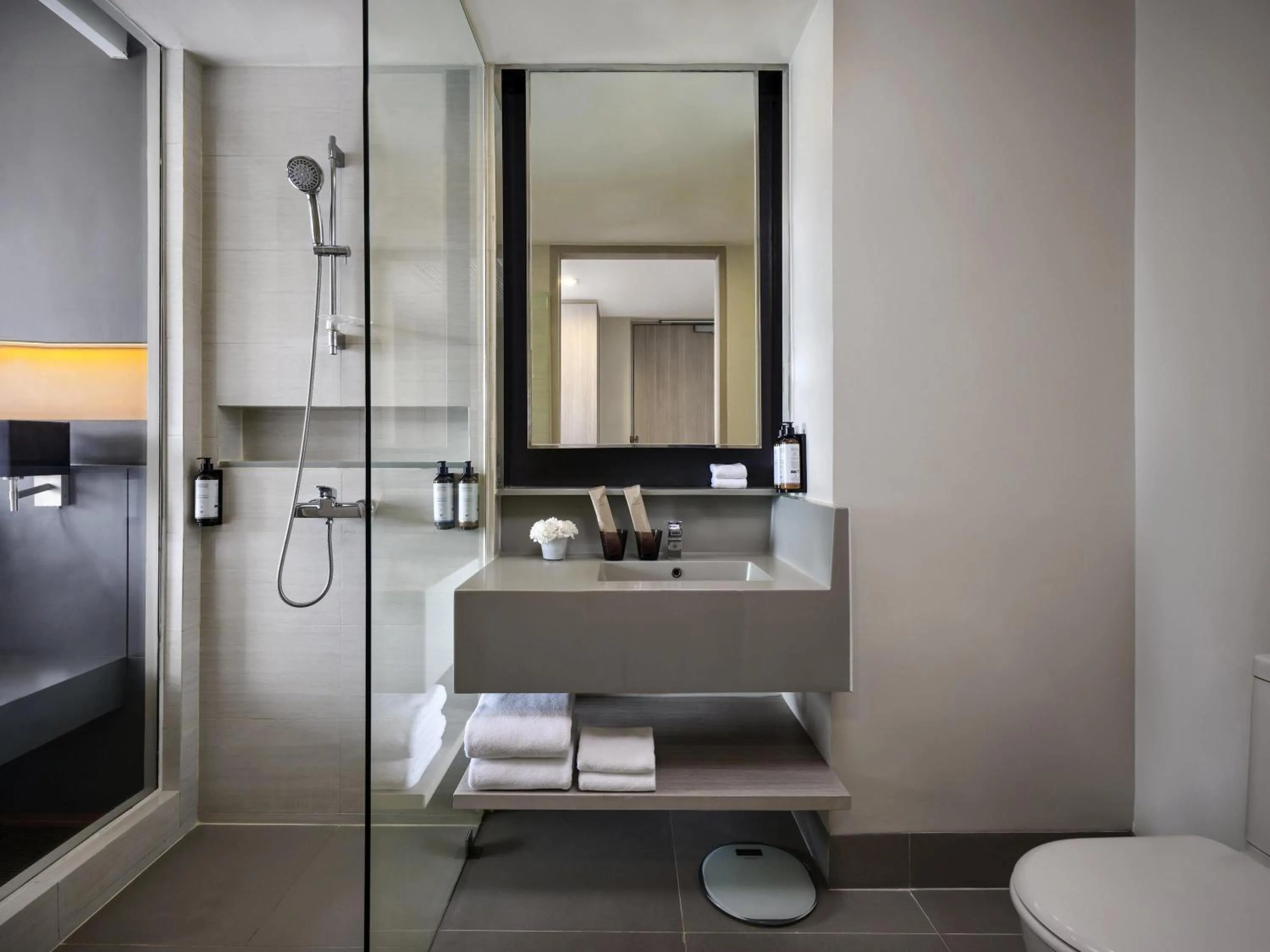 Bedroom in Mercure Bangkok Siam