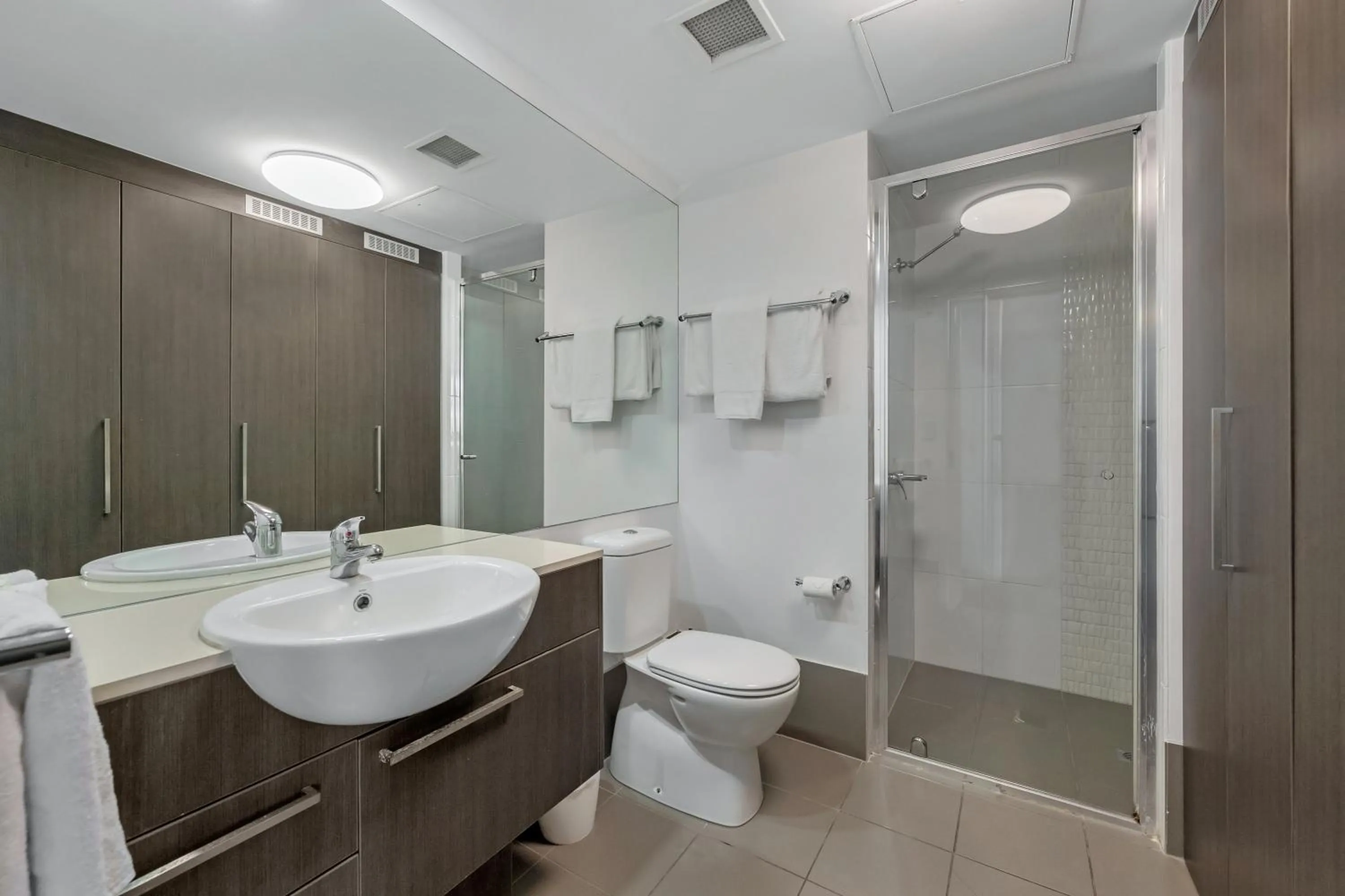 Bathroom in Central Kensington Apartments