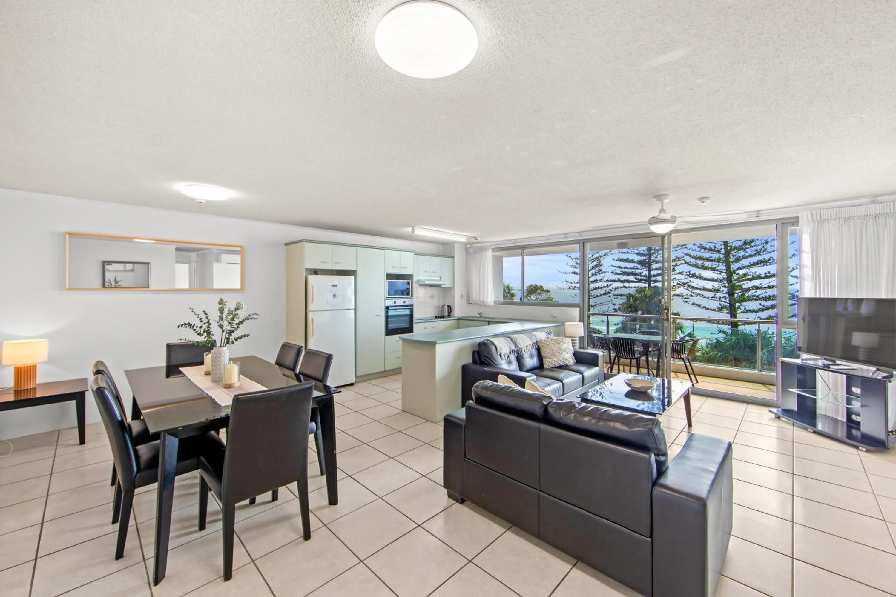 Living room in Northwind Beachfront Apartments