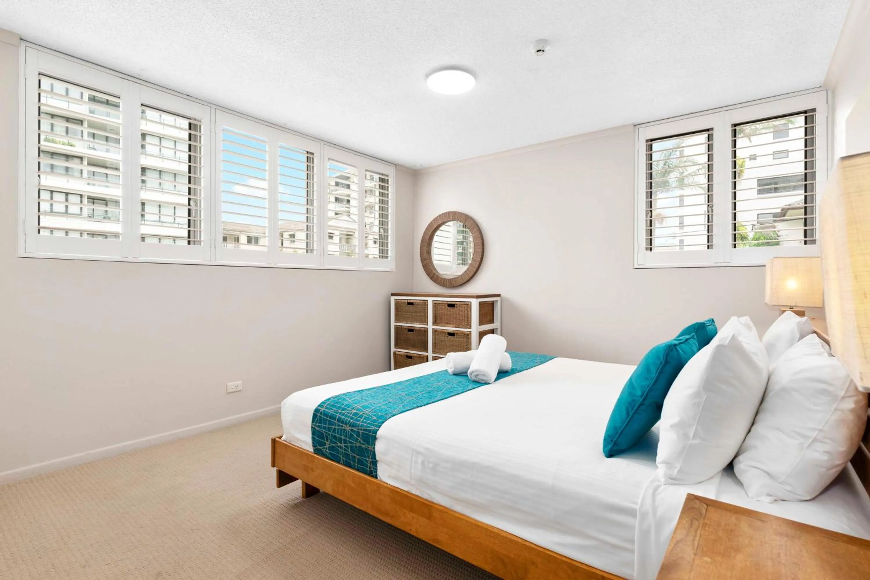 Bedroom, Bed in Northwind Beachfront Apartments