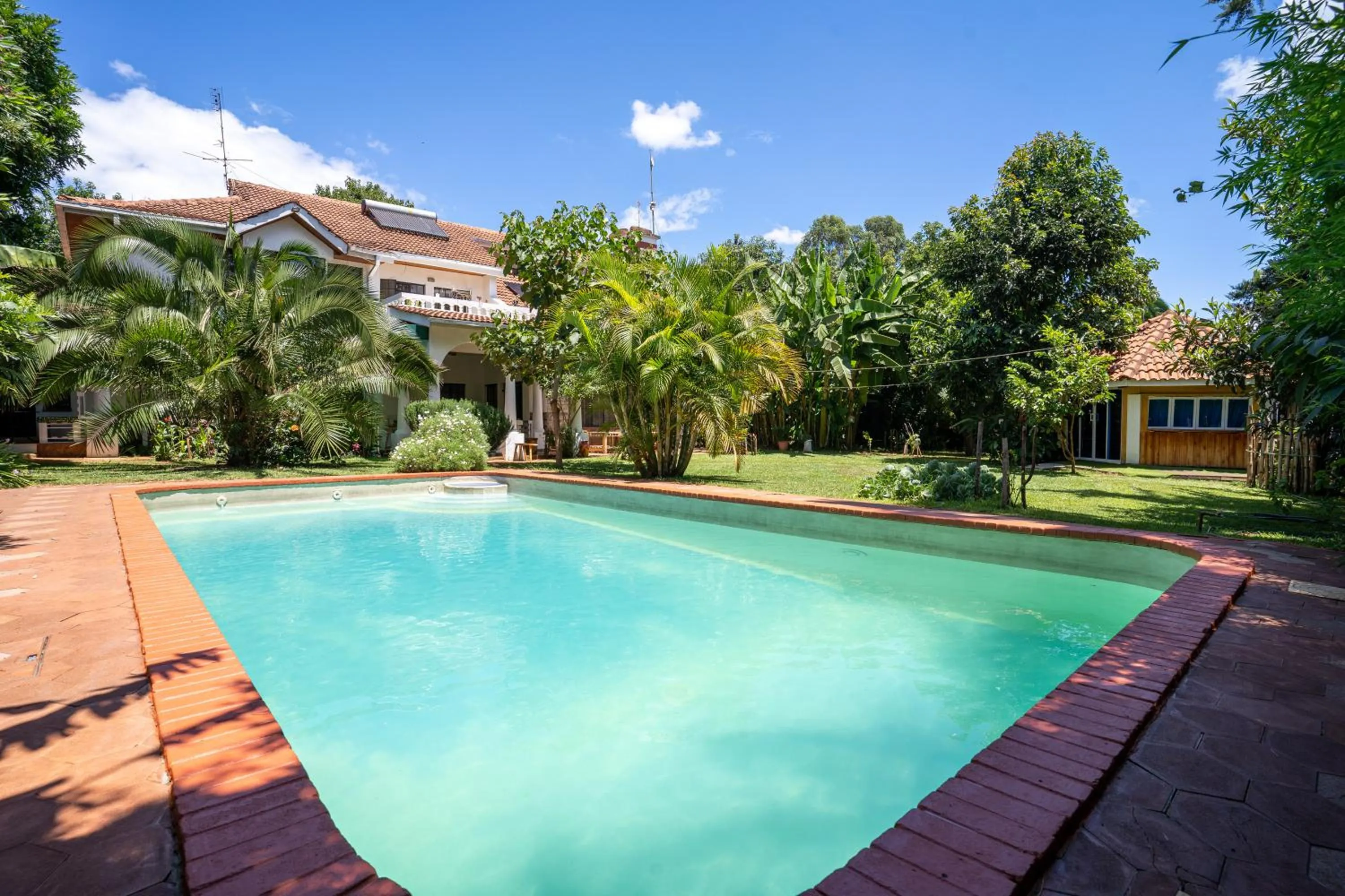 Swimming pool in Bonsai Villa