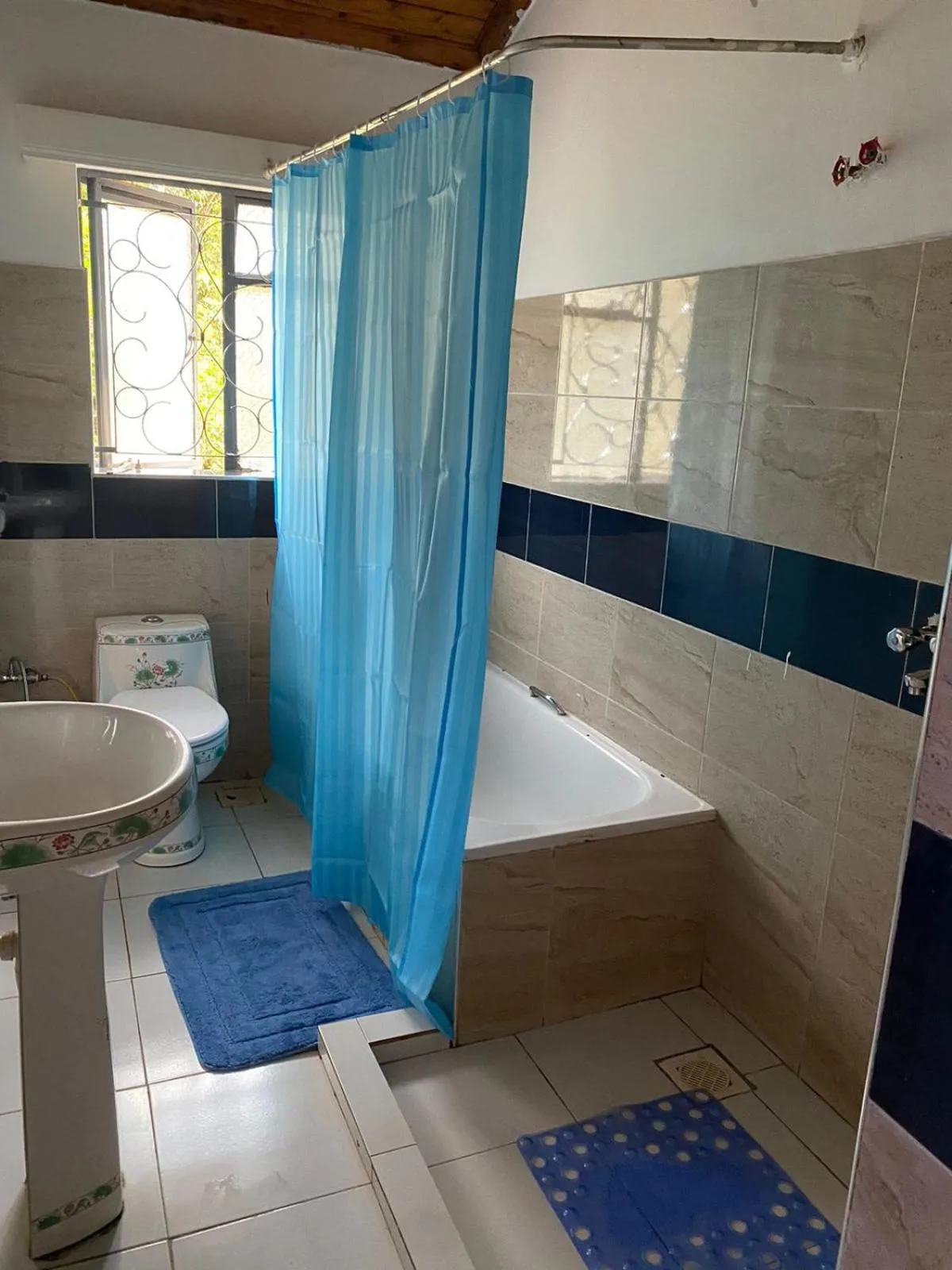 Toilet in Bonsai Villa