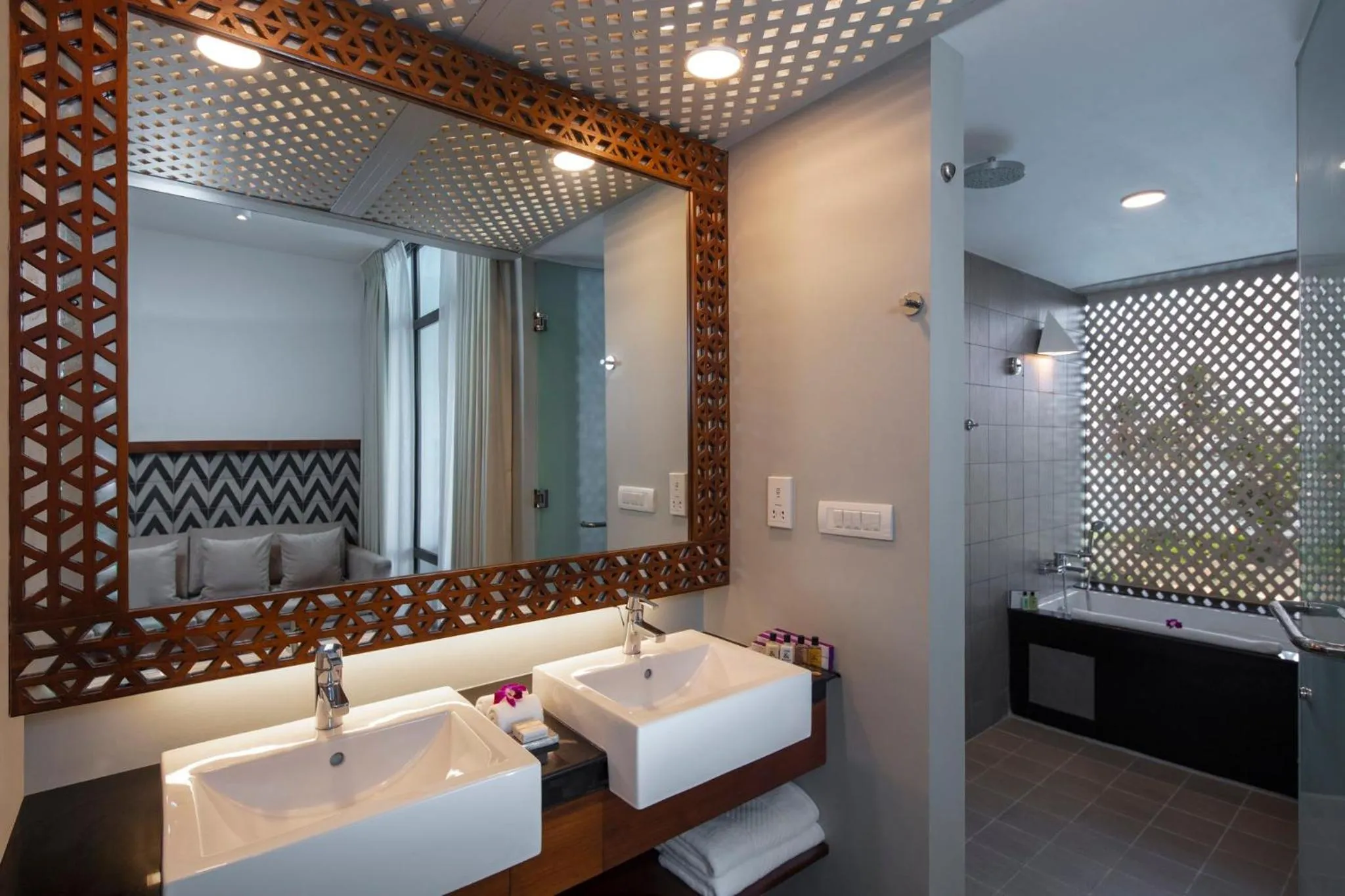 Bathroom in Cinnamon Bey Beruwala