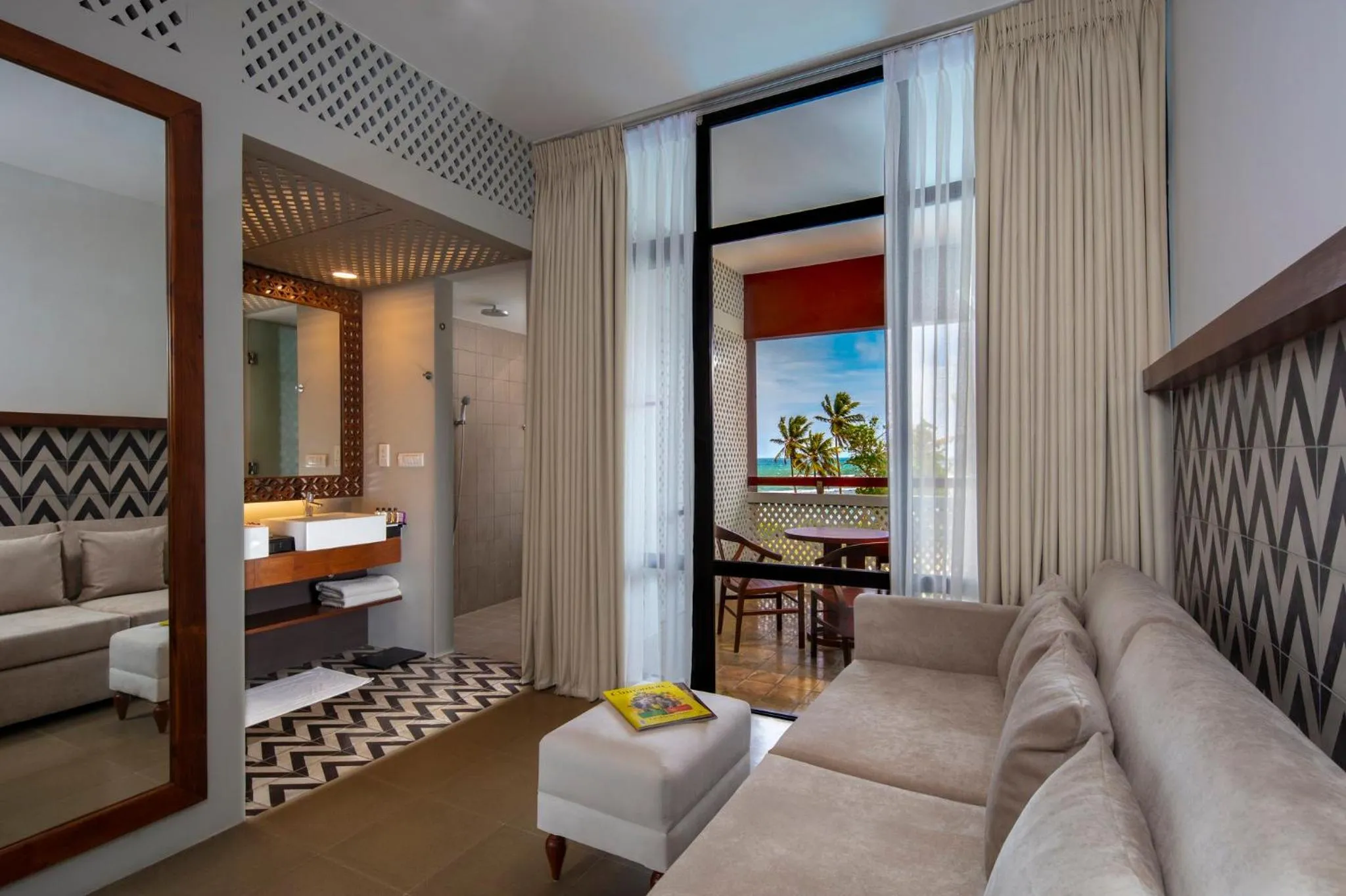 Decorative detail in Cinnamon Bey Beruwala