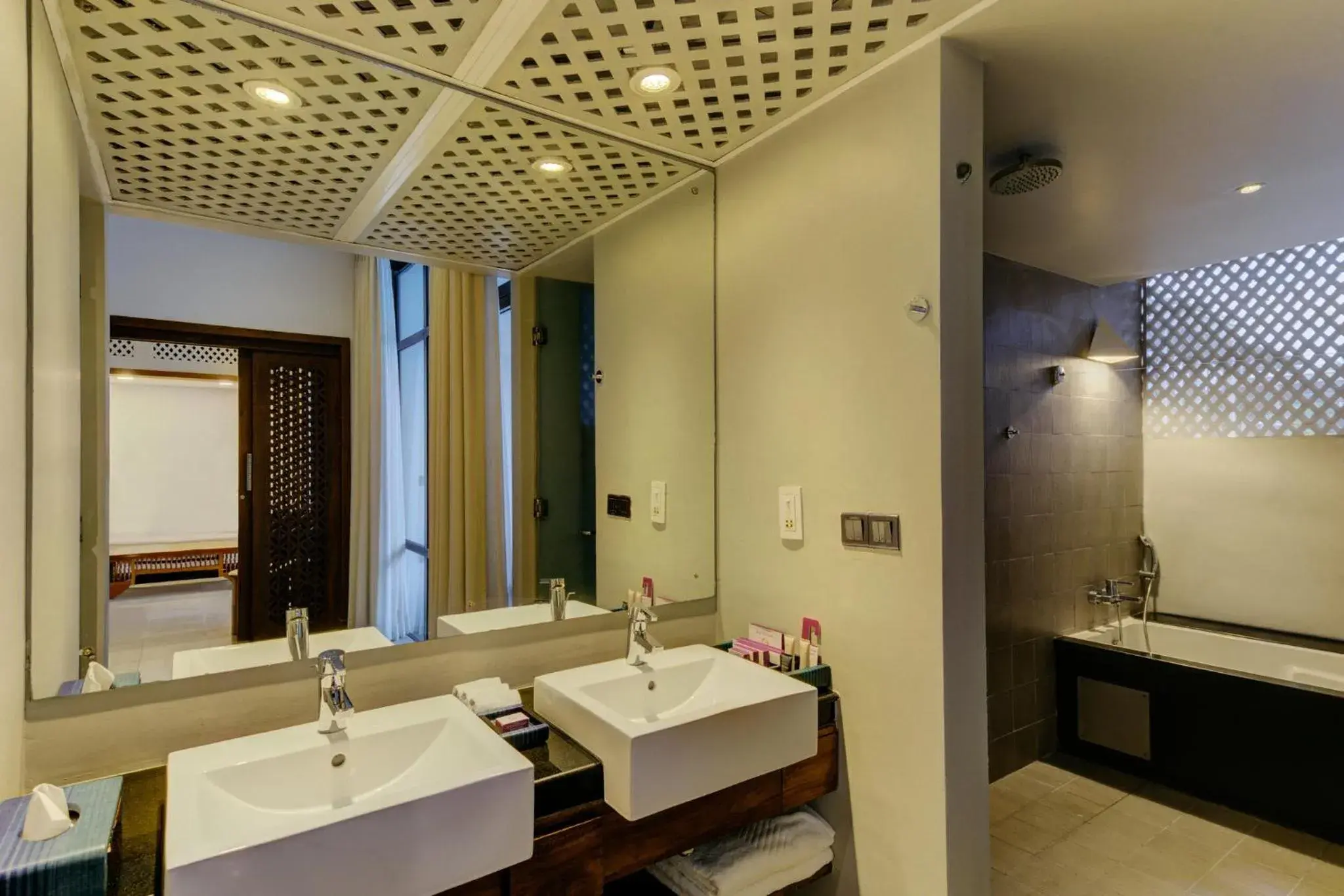 Junior Suite - single occupancy - 15% discount on SPA in Cinnamon Bey Beruwala Junior Suite - single occupancy - 15% discount on SPA in Cinnamon Bey Beruwala