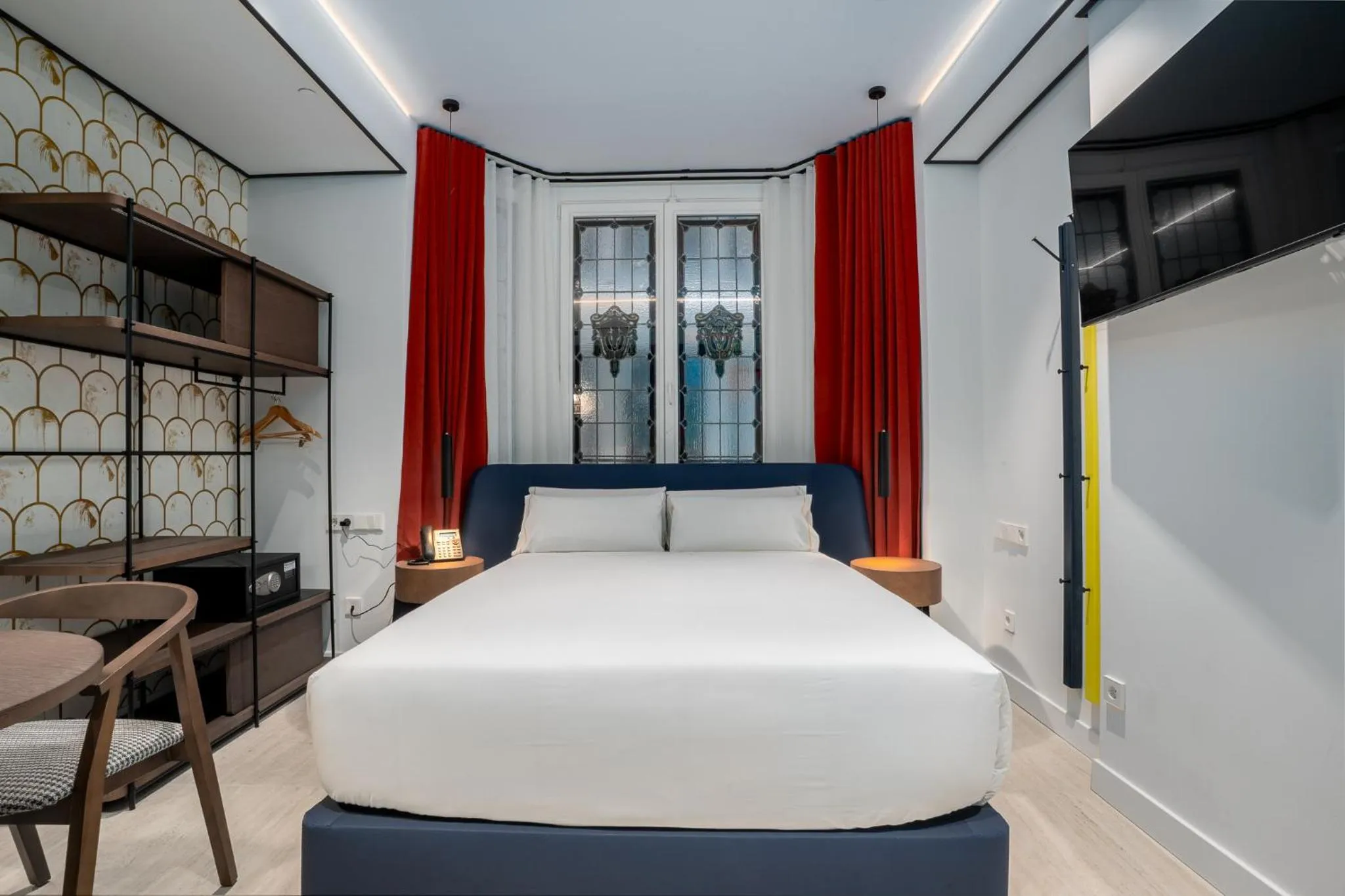 Bed in Smartrental Collection Gran Vía Centric