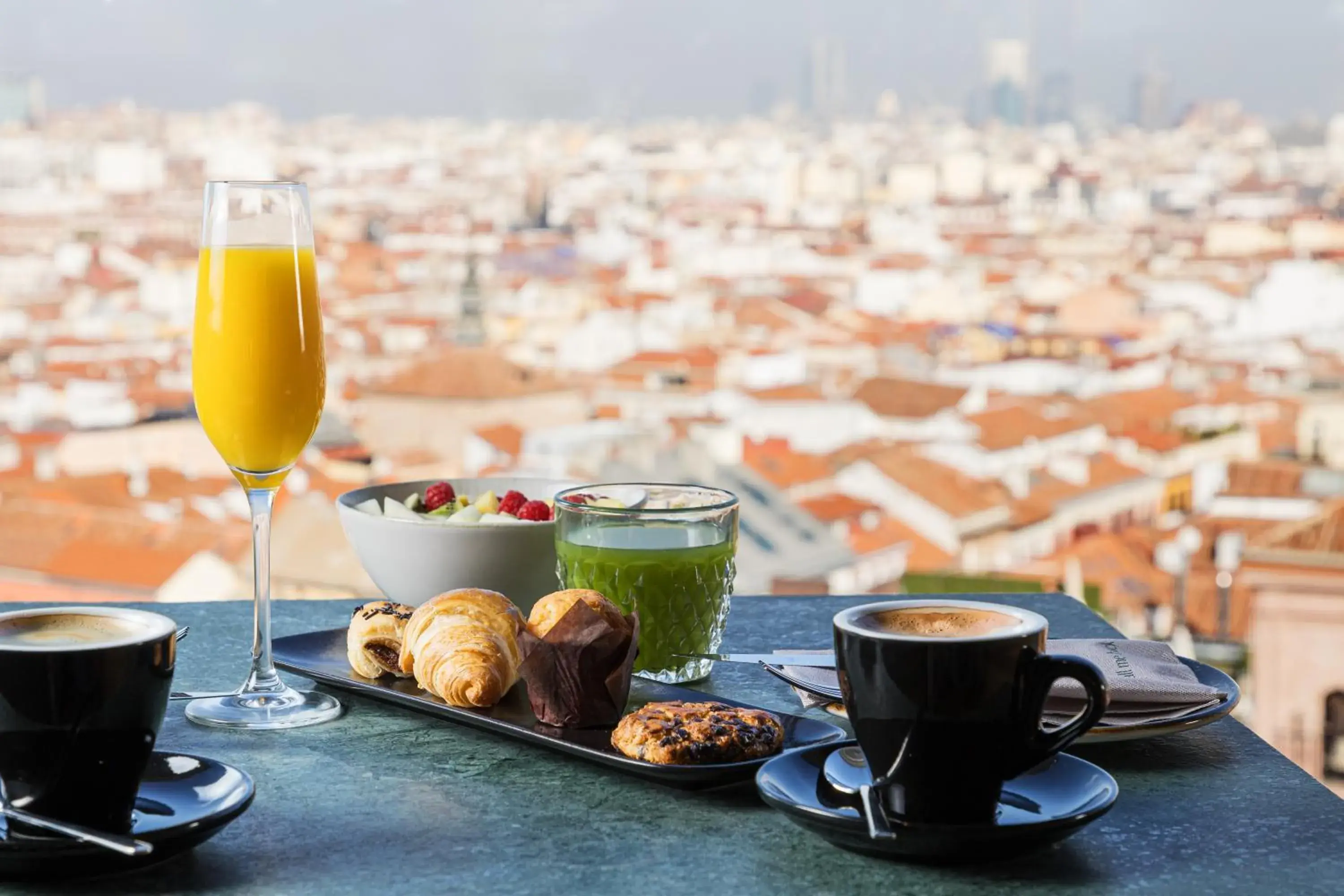 Breakfast in Smartrental Collection Gran Vía Centric Breakfast in Smartrental Collection Gran Vía Centric