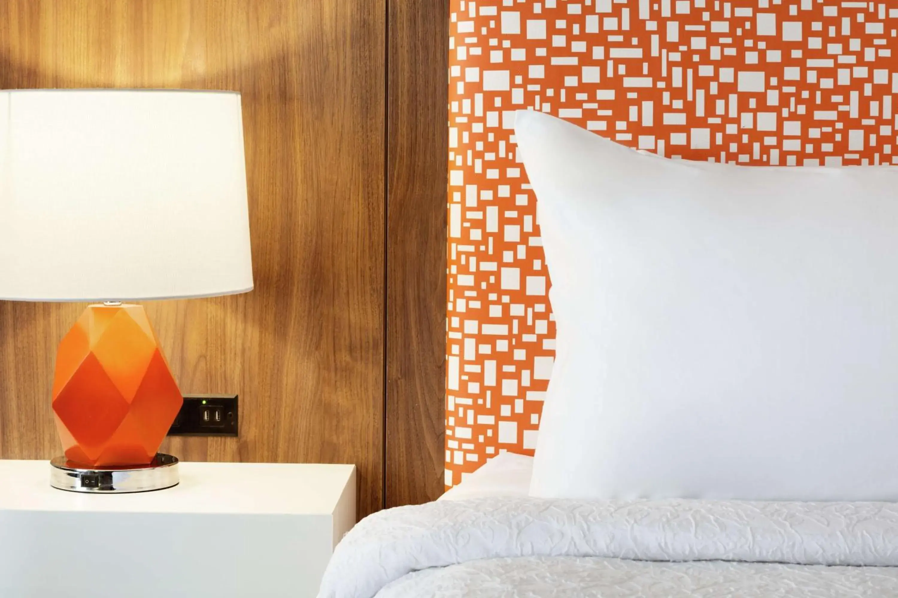 Bed in Hampton Inn & Suites Houston-Cypress Station Bed in Hampton Inn & Suites Houston-Cypress Station