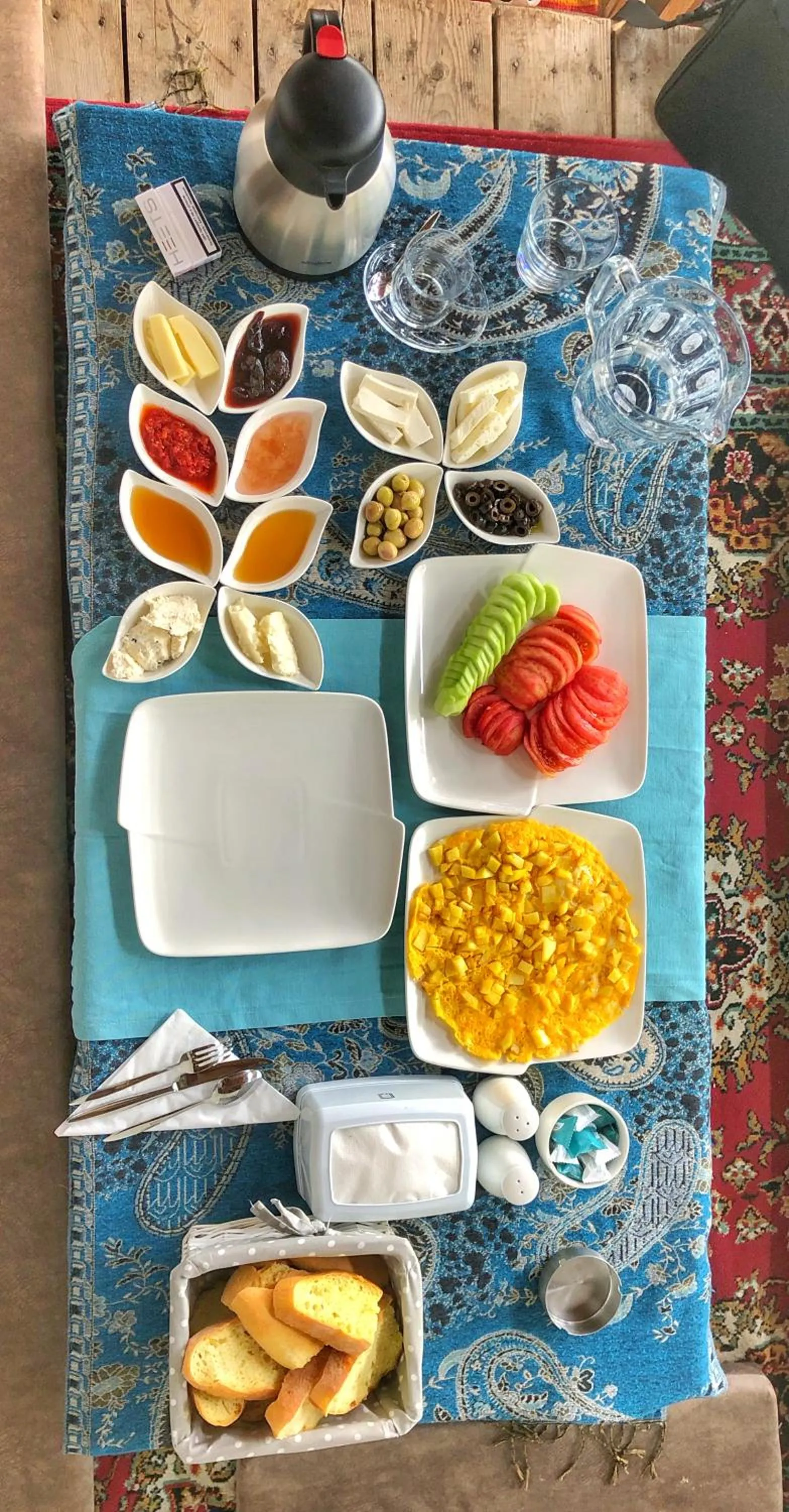 Aliya Konak - Köy Evi ve Lezzetleri