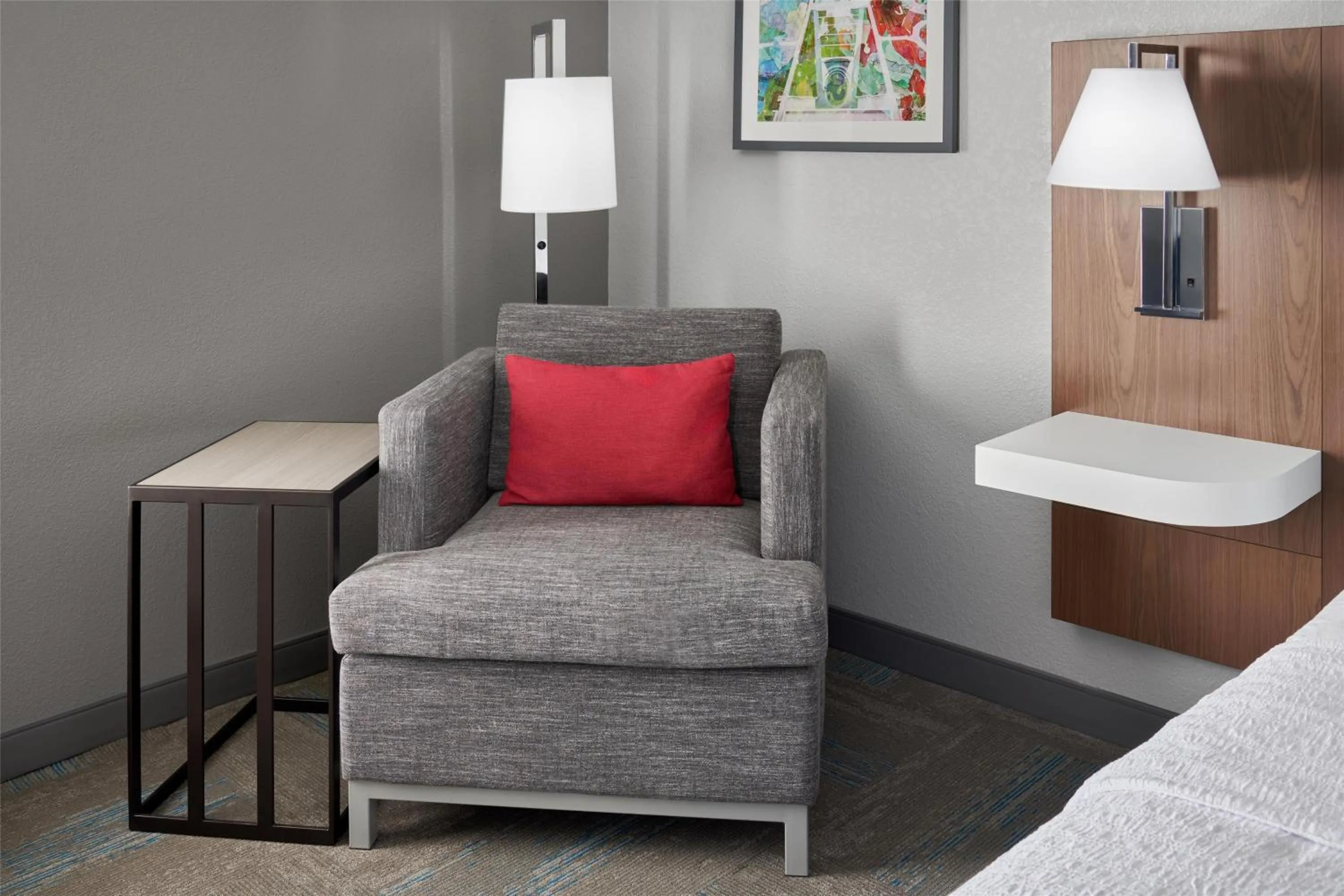 Living room in Hampton Inn Kansas City The Legends