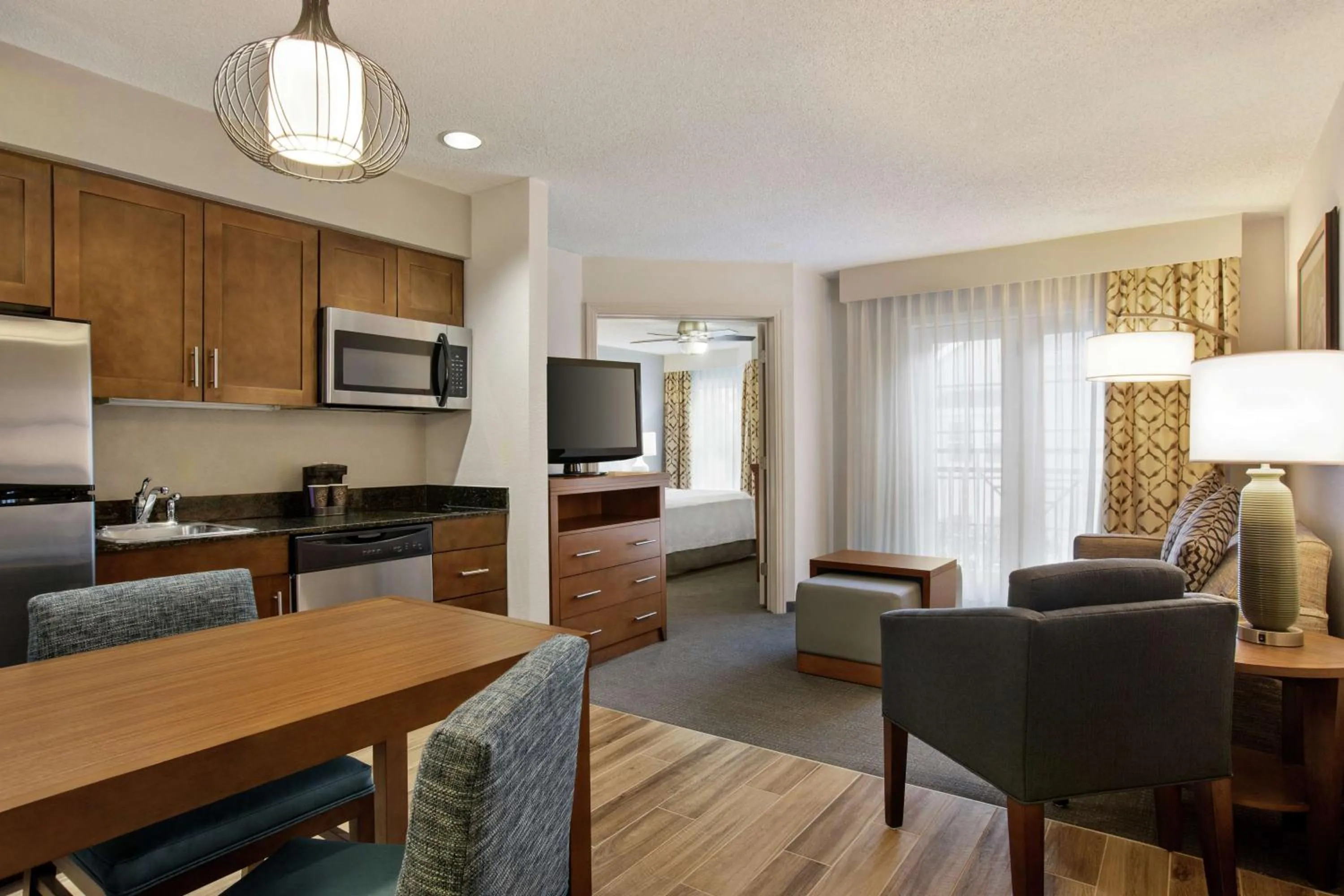 Bedroom in Homewood Suites by Hilton Kansas City Airport